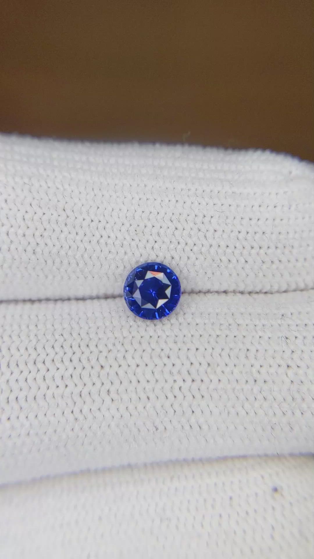 0.83 Ct. Blue Sapphire from Ceylon (Sri Lanka) Size Video