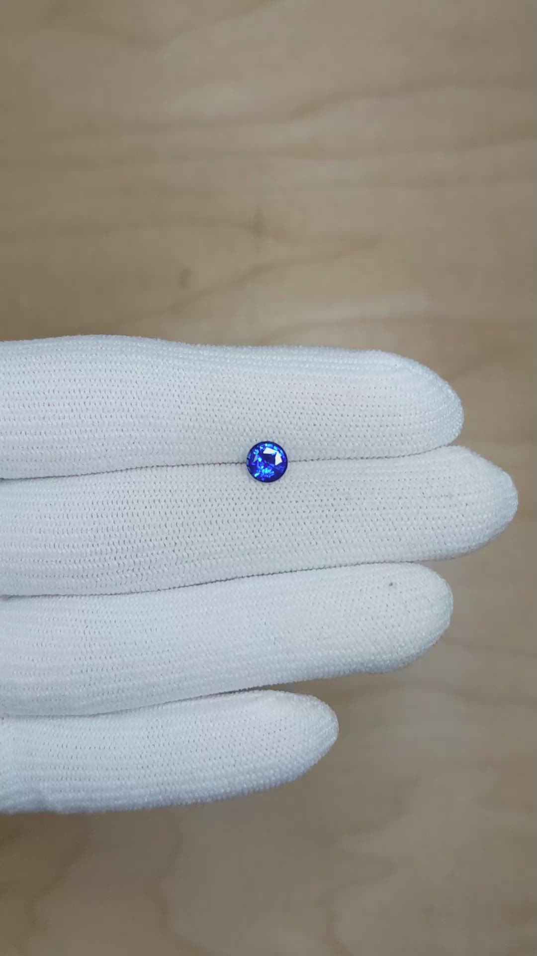 0.74 Ct. Blue Sapphire from Ceylon (Sri Lanka) Size Video