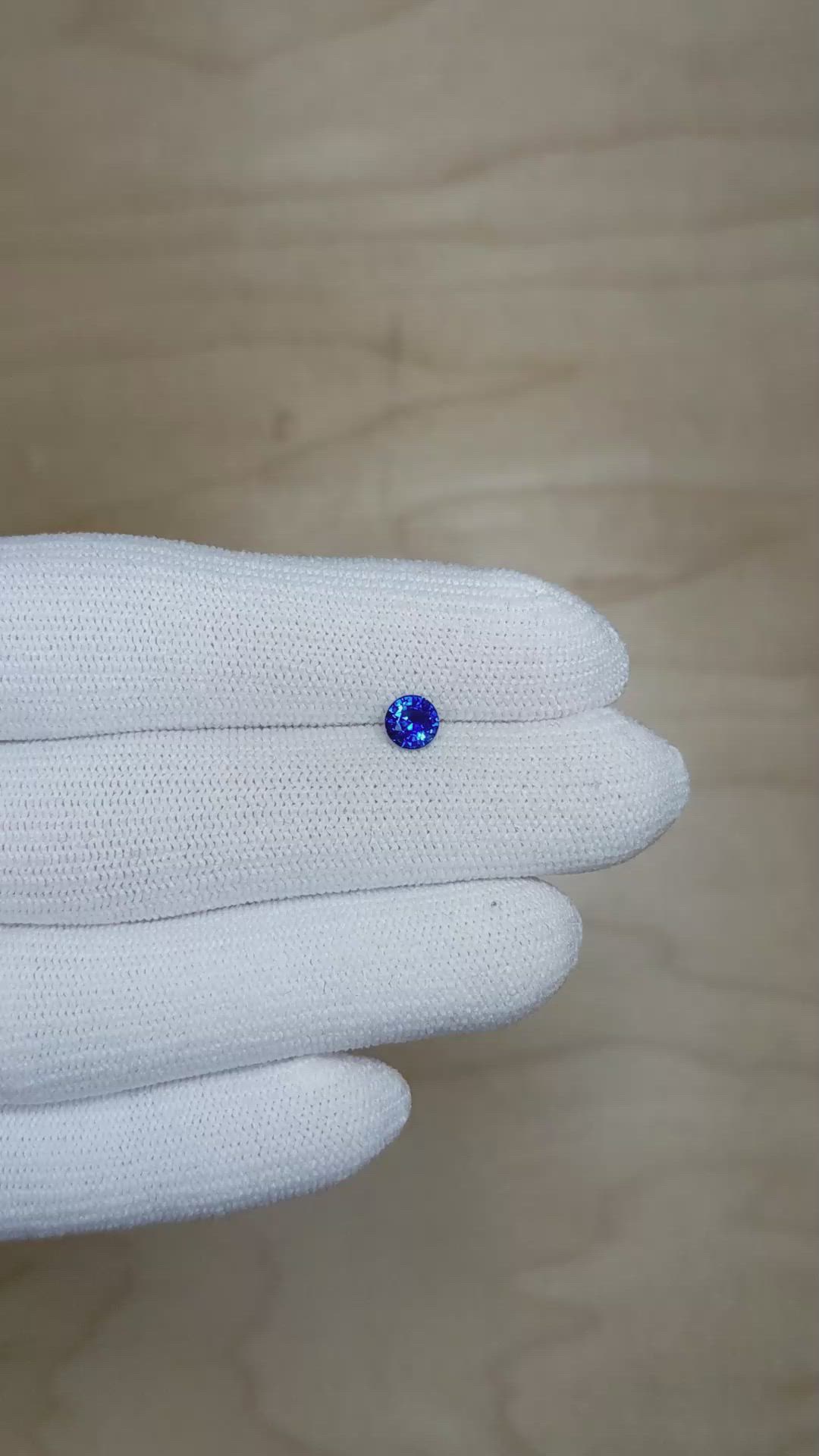 0.65 Ct. Blue Sapphire from Ceylon (Sri Lanka) Size Video
