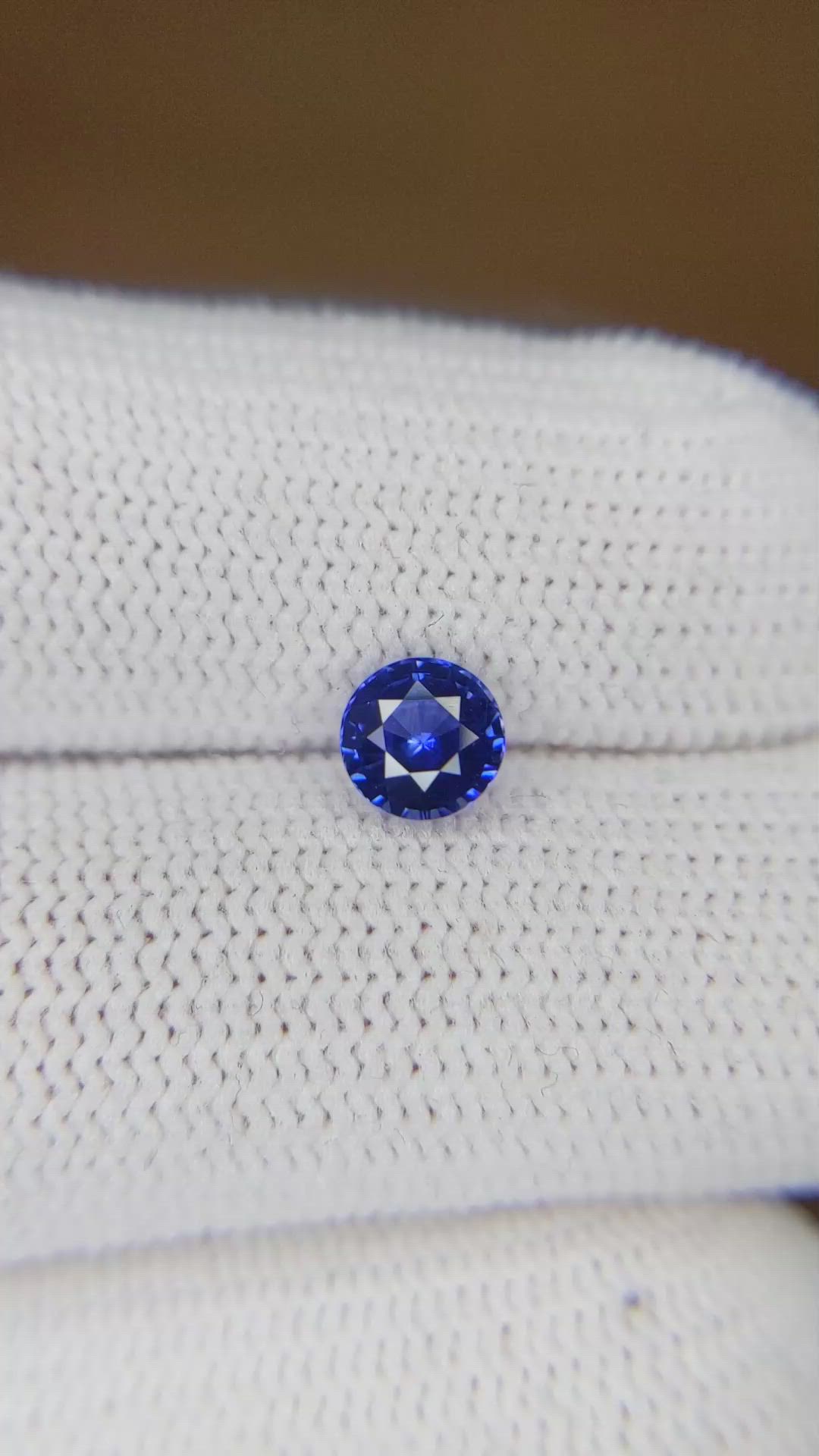 0.78 Ct. Blue Sapphire from Ceylon (Sri Lanka) Size Video