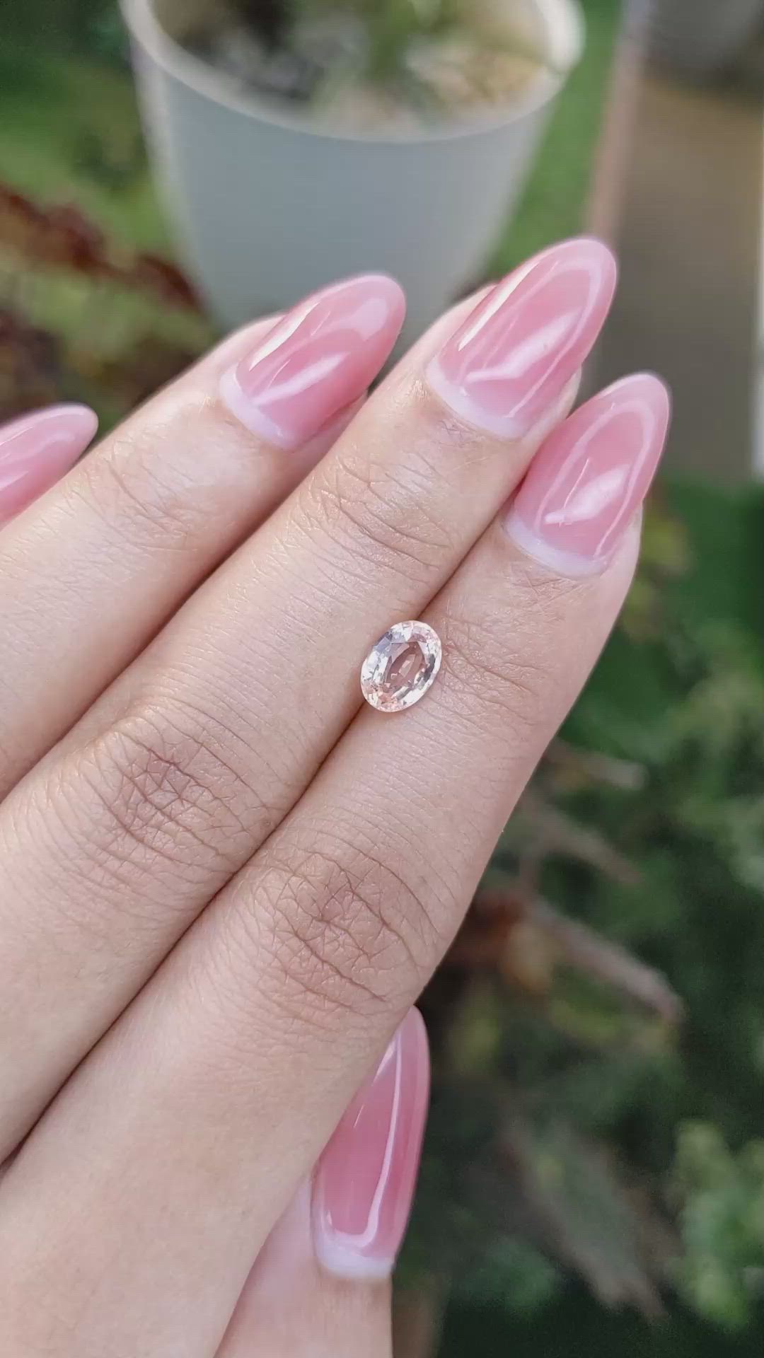 0.99 Ct. Padparadscha Sapphire from Ceylon (Sri Lanka) Size Video