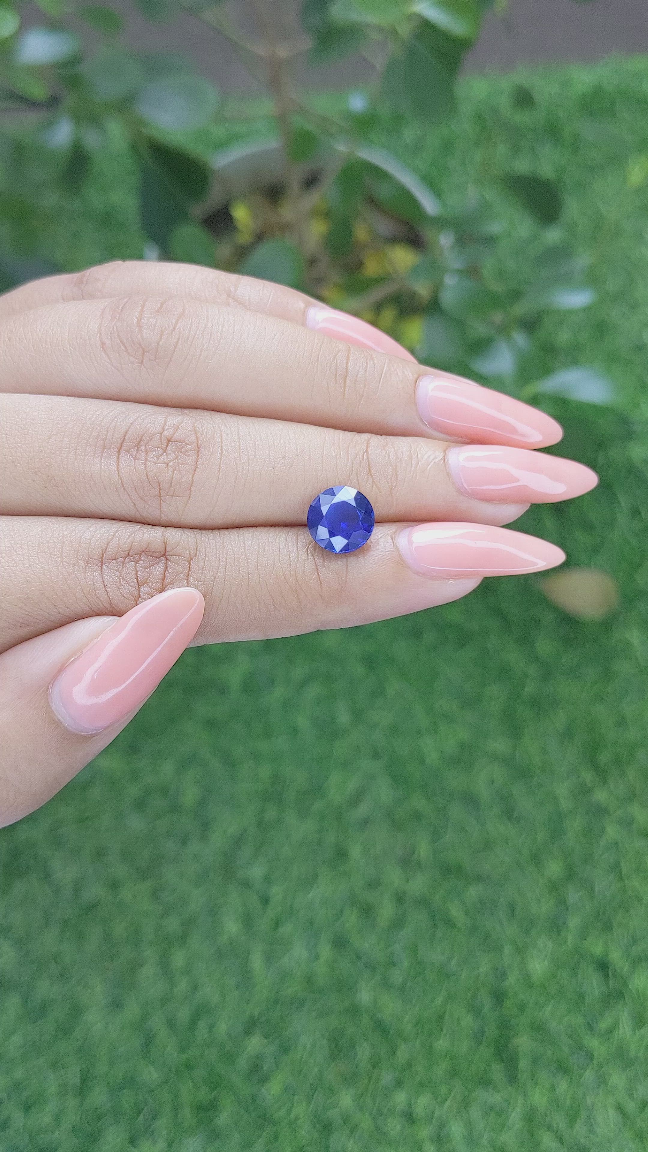 3.01 Ct. Blue Sapphire from Ceylon (Sri Lanka) Size Video