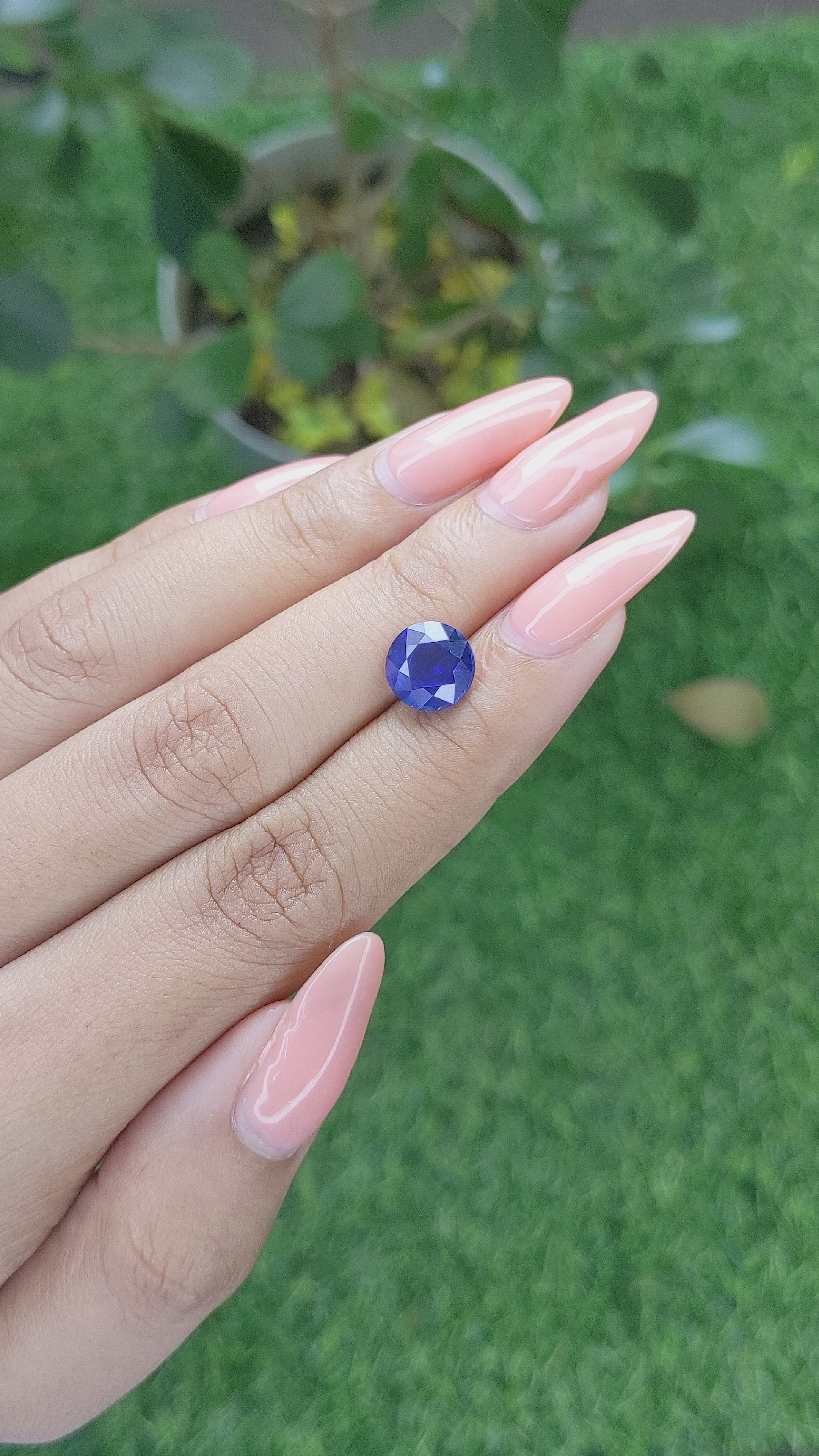 3.01 Ct. Blue Sapphire from Ceylon (Sri Lanka) Size Video