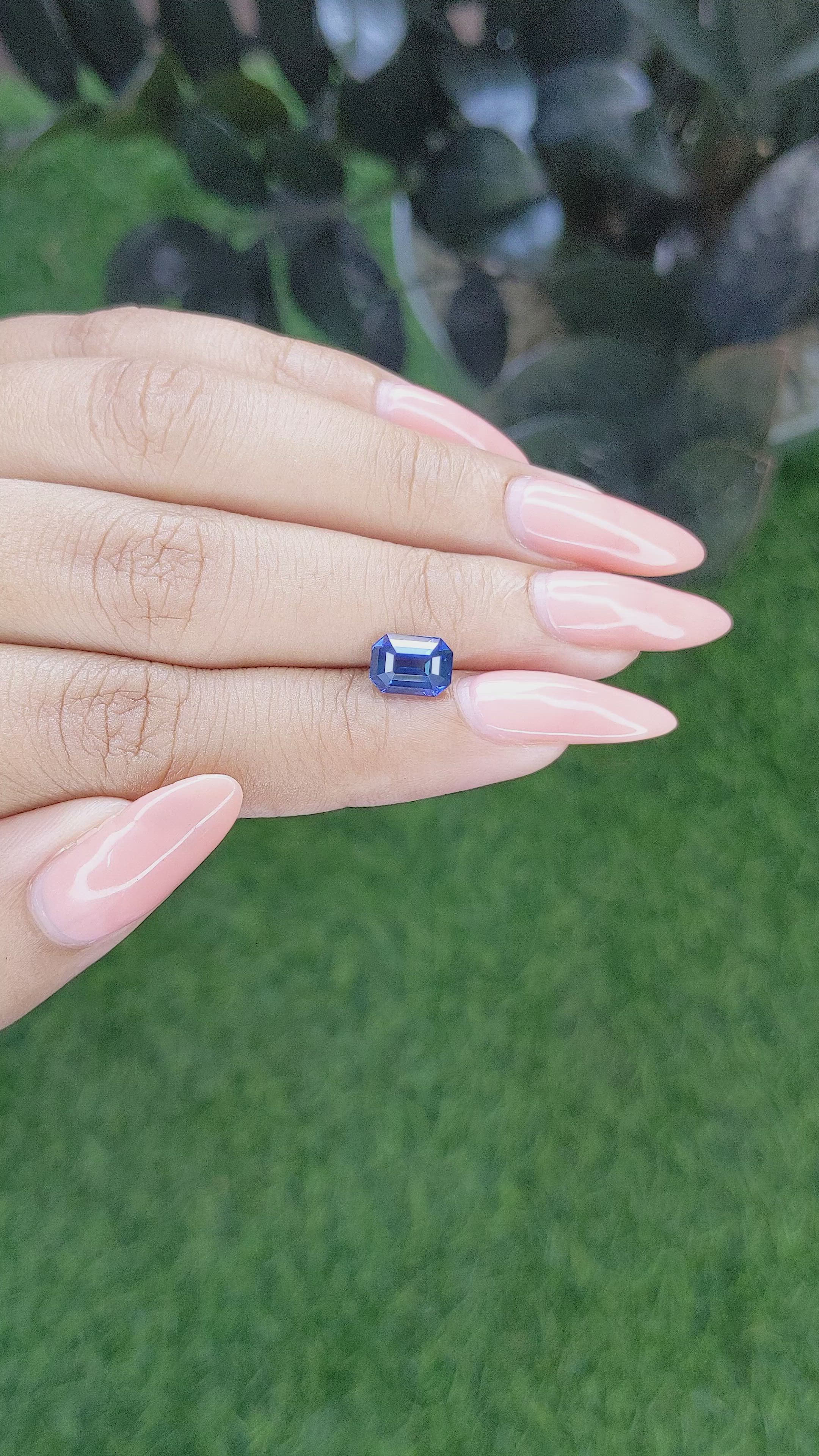 2.06 Ct. Blue Sapphire from Ceylon (Sri Lanka) Size Video
