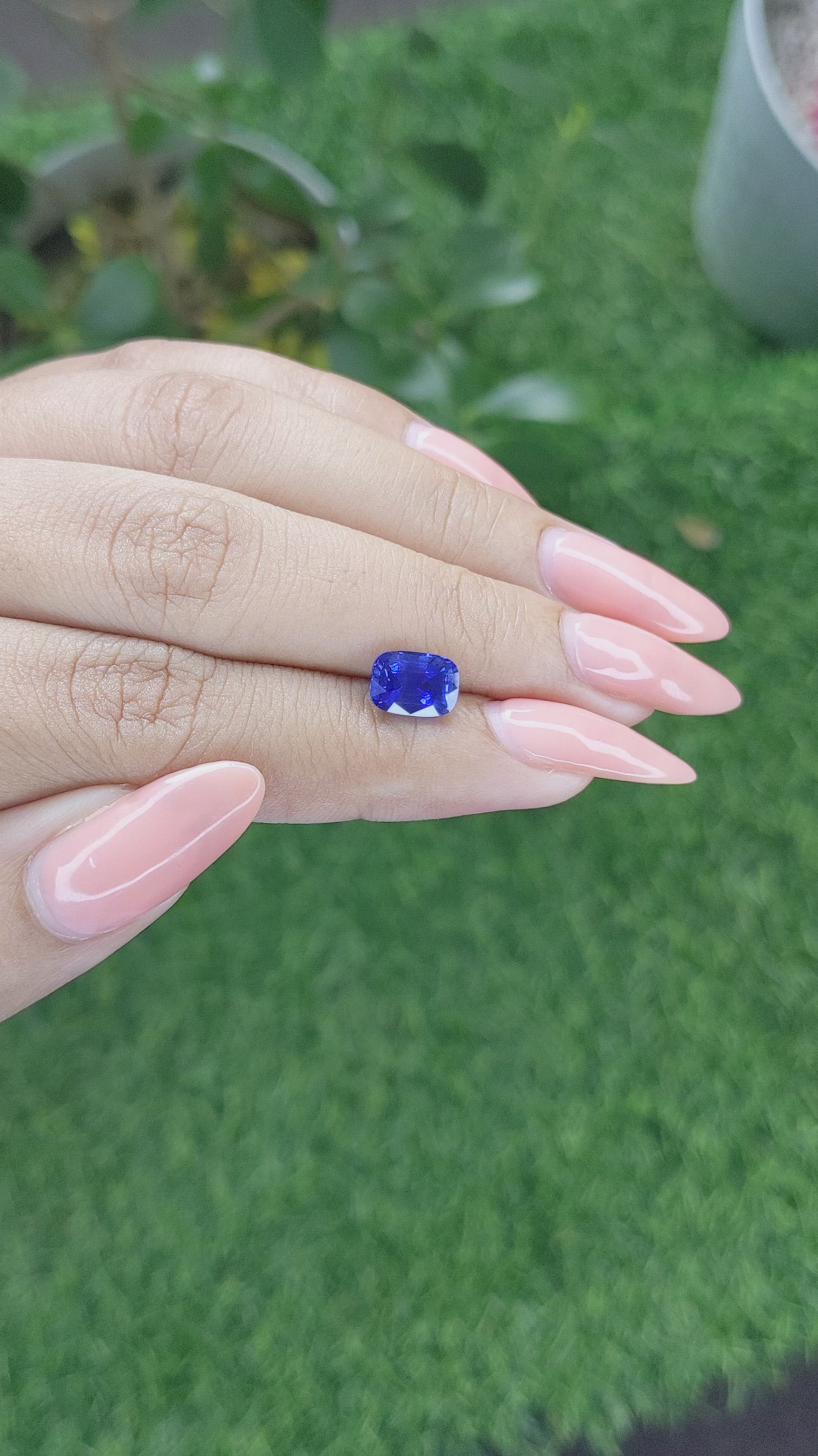 2.07 Ct. Blue Sapphire from Ceylon (Sri Lanka) Size Video