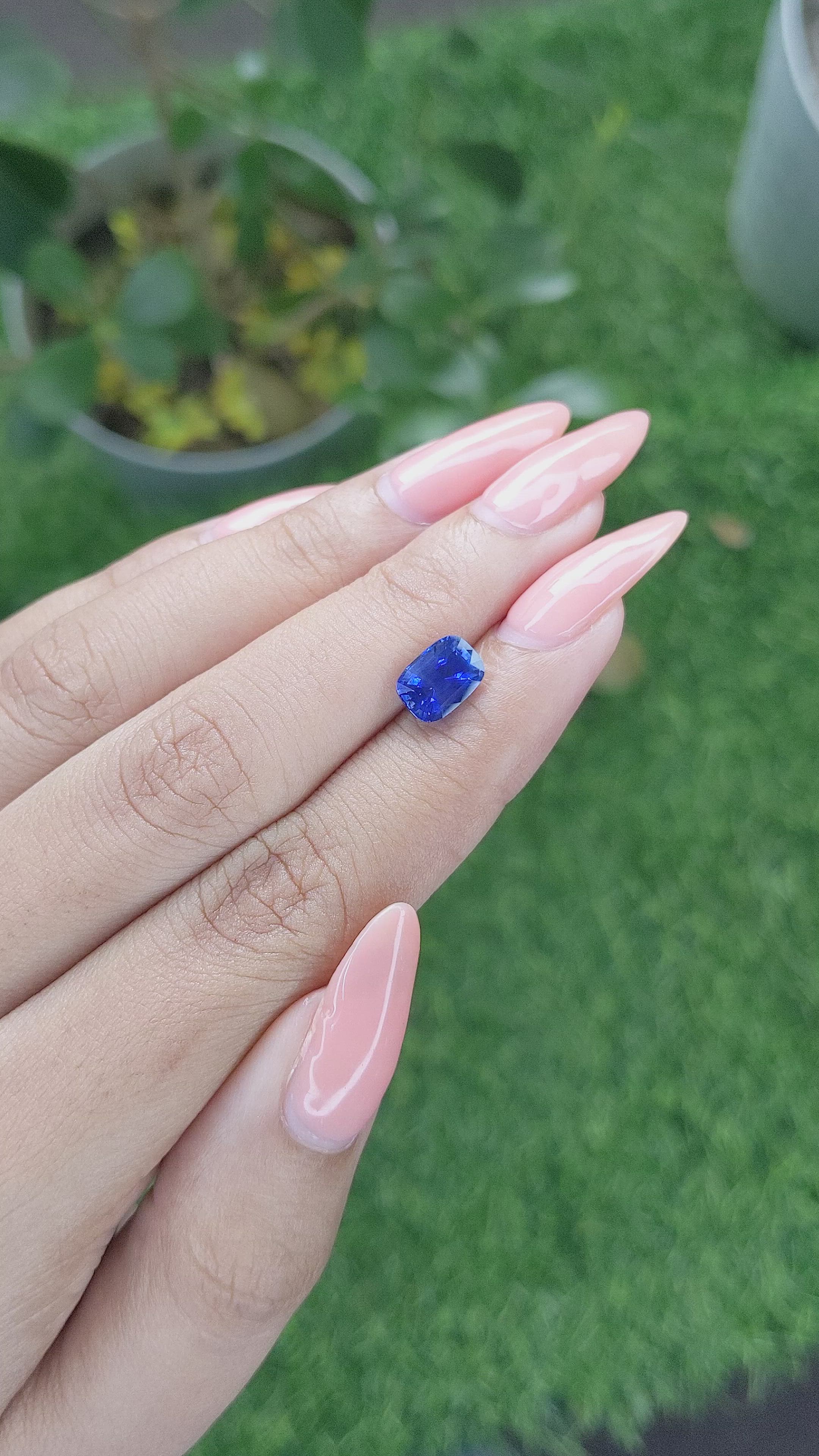 2.07 Ct. Blue Sapphire from Ceylon (Sri Lanka) Size Video