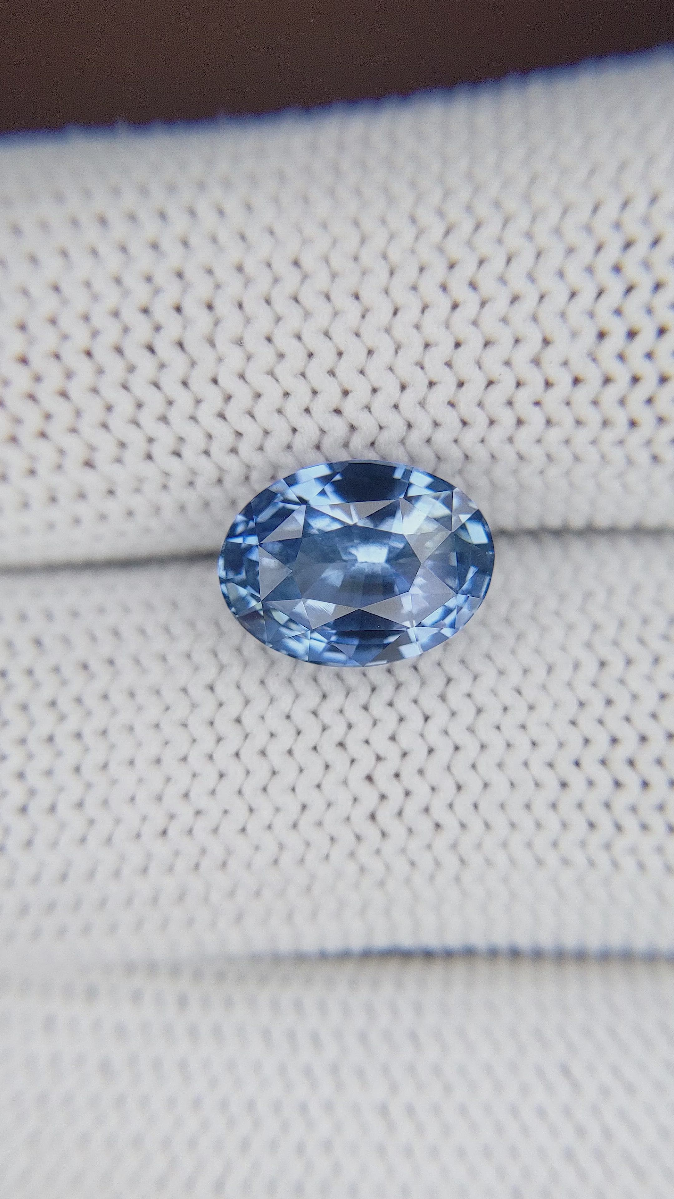 5.02 Ct. Blue Sapphire from Ceylon (Sri Lanka) Size Video