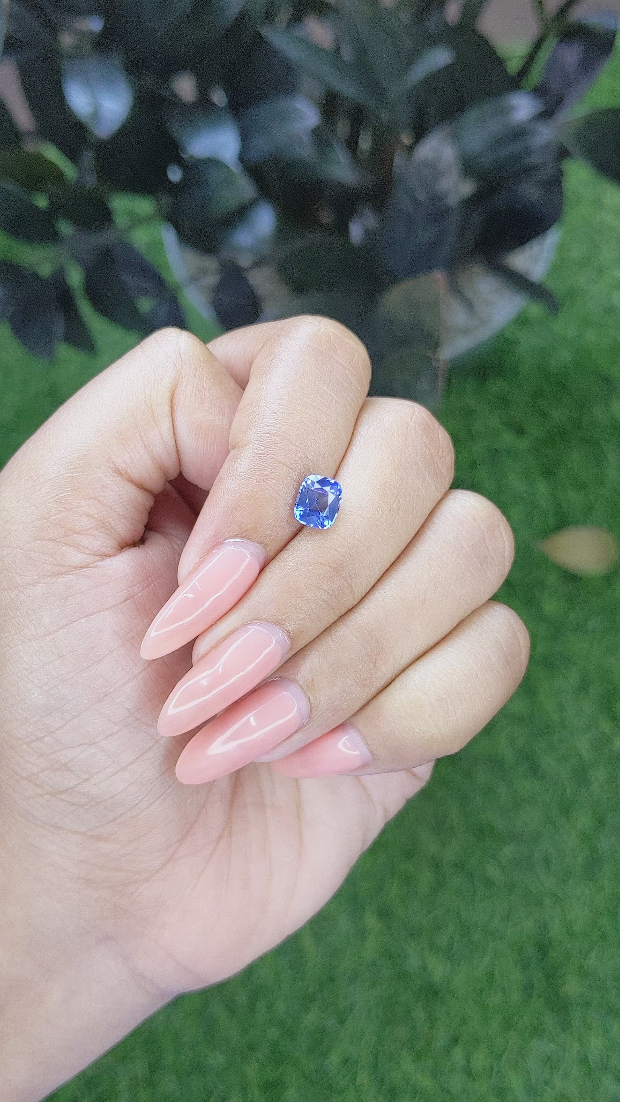 1.55 Ct. Blue Sapphire from Ceylon (Sri Lanka) Size Video