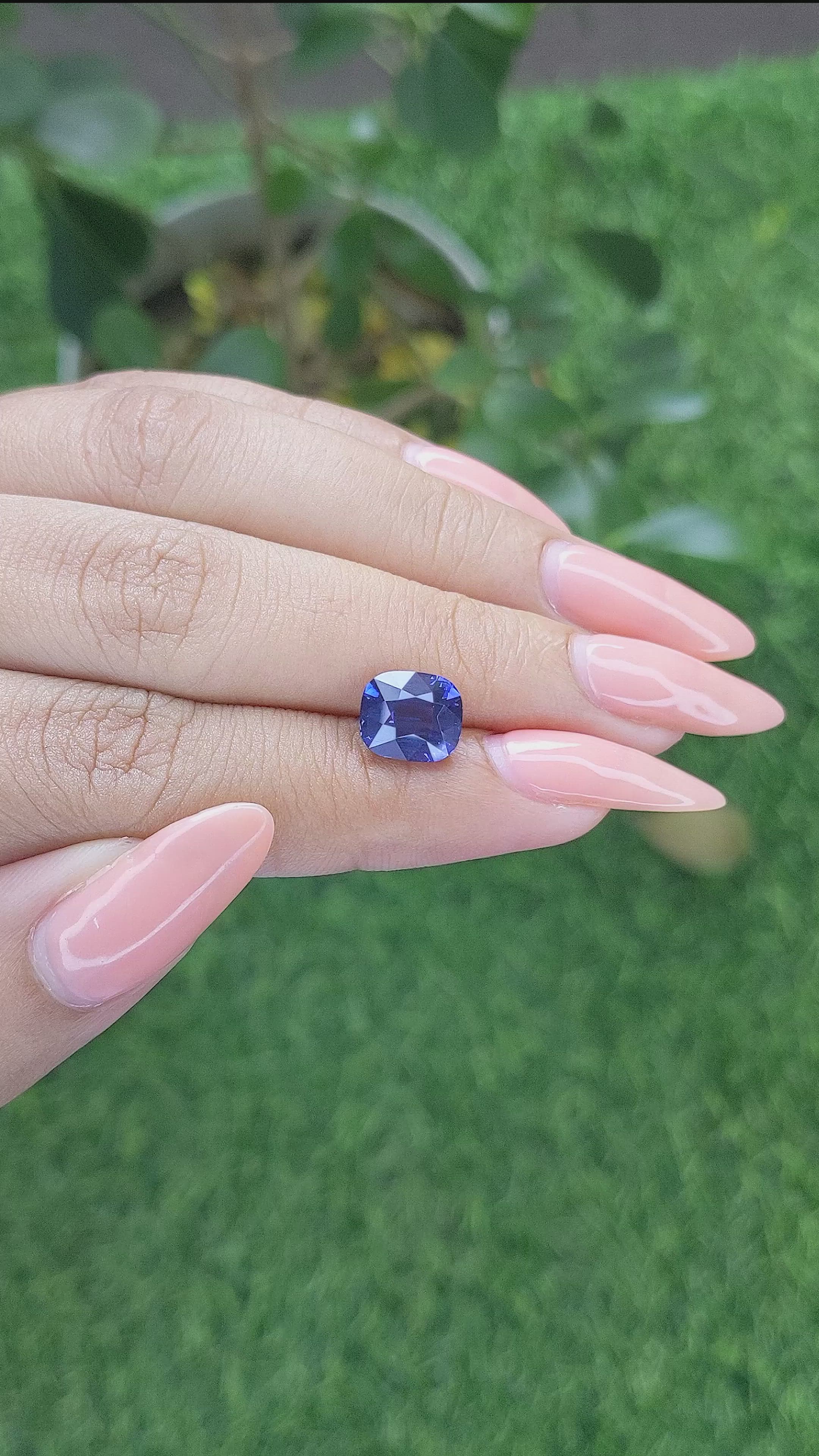 3.54 Ct. Color Change Sapphire from Ceylon (Sri Lanka) Size Video