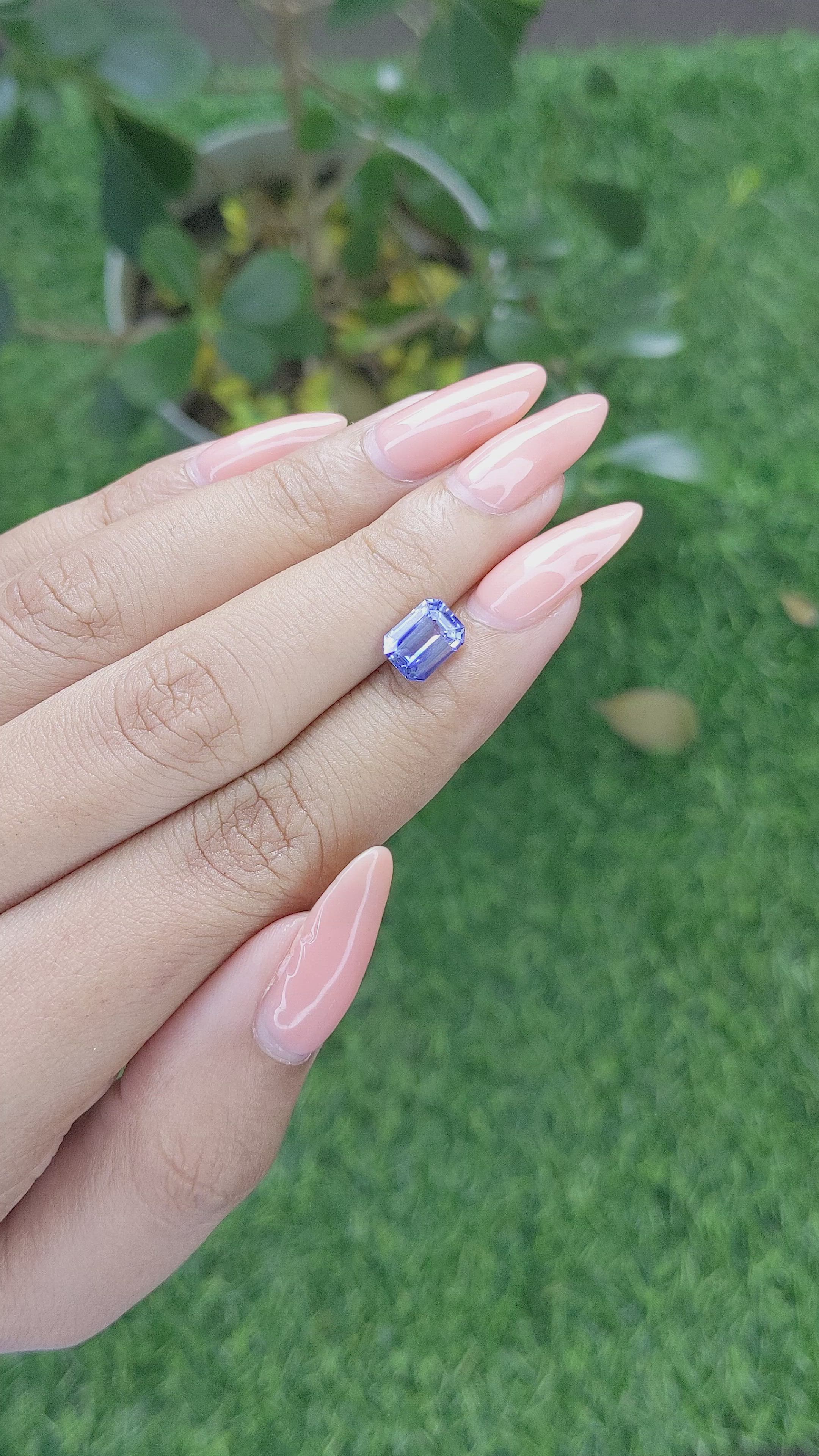 2.11 Ct. Bi Color Sapphire from Ceylon (Sri Lanka) Size Video