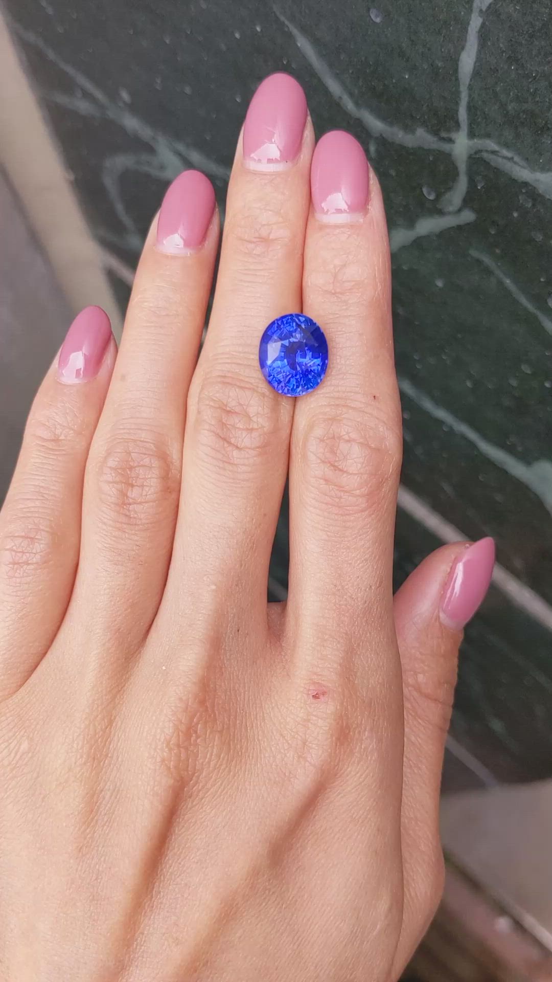 7.94 Ct. Blue Sapphire from Ceylon (Sri Lanka) Size Video