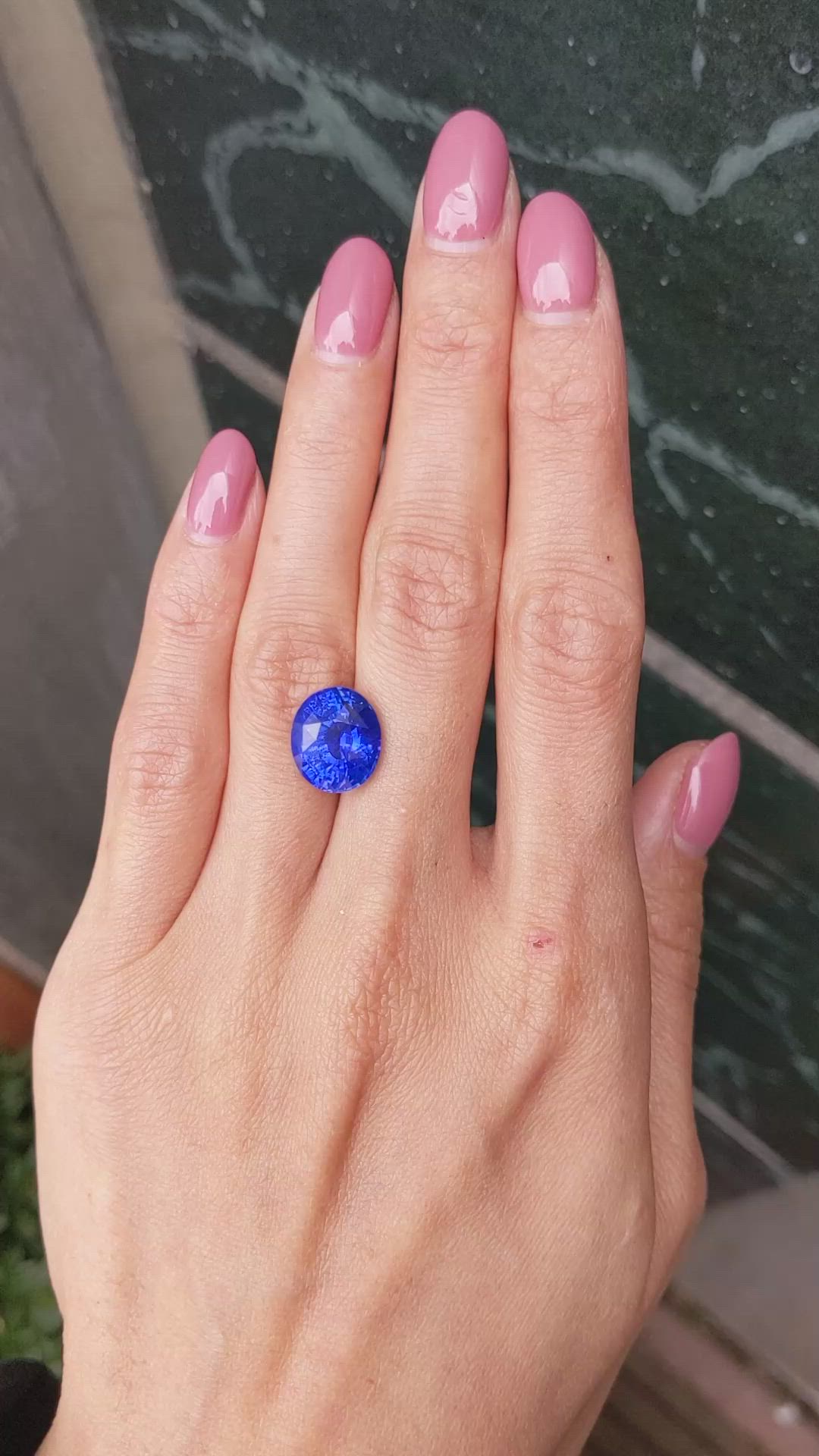 7.94 Ct. Blue Sapphire from Ceylon (Sri Lanka) Size Video