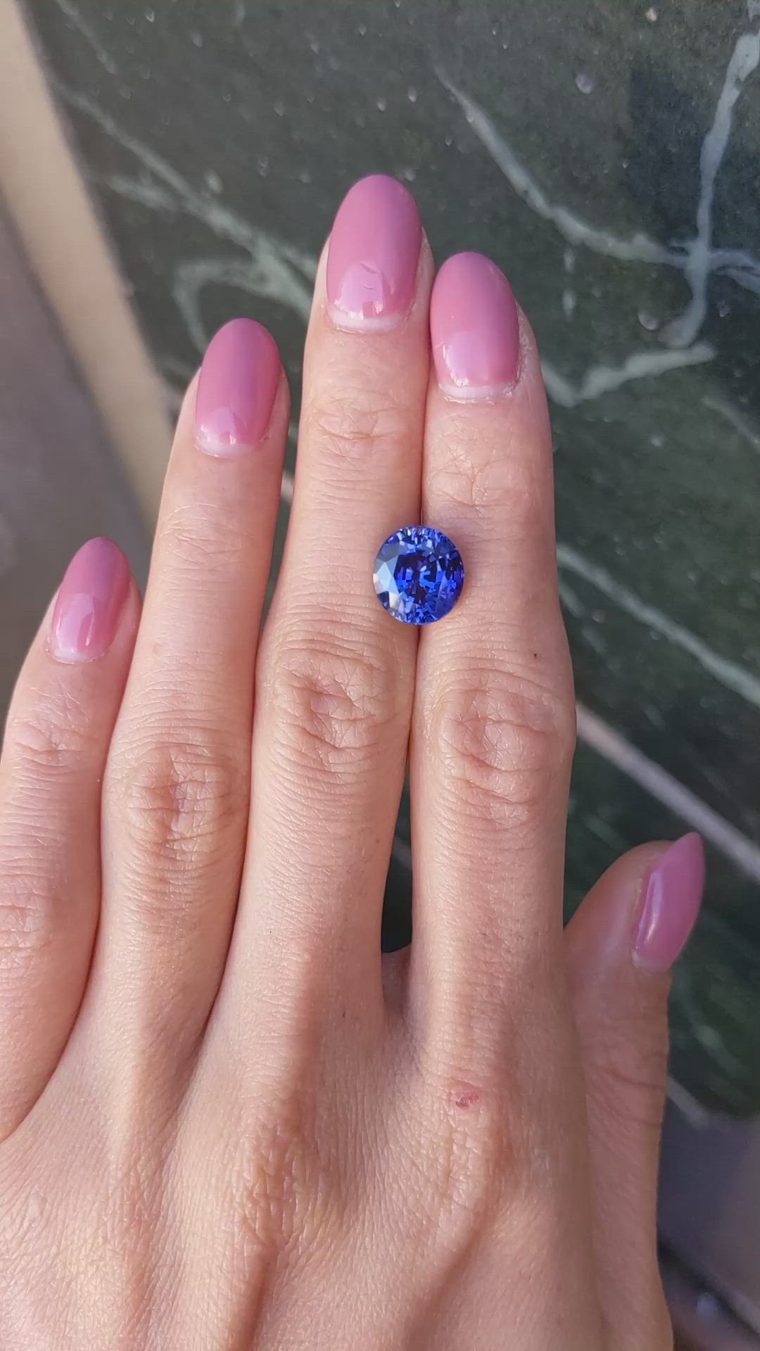 4.85 Ct. Blue Sapphire from Ceylon (Sri Lanka) Size Video