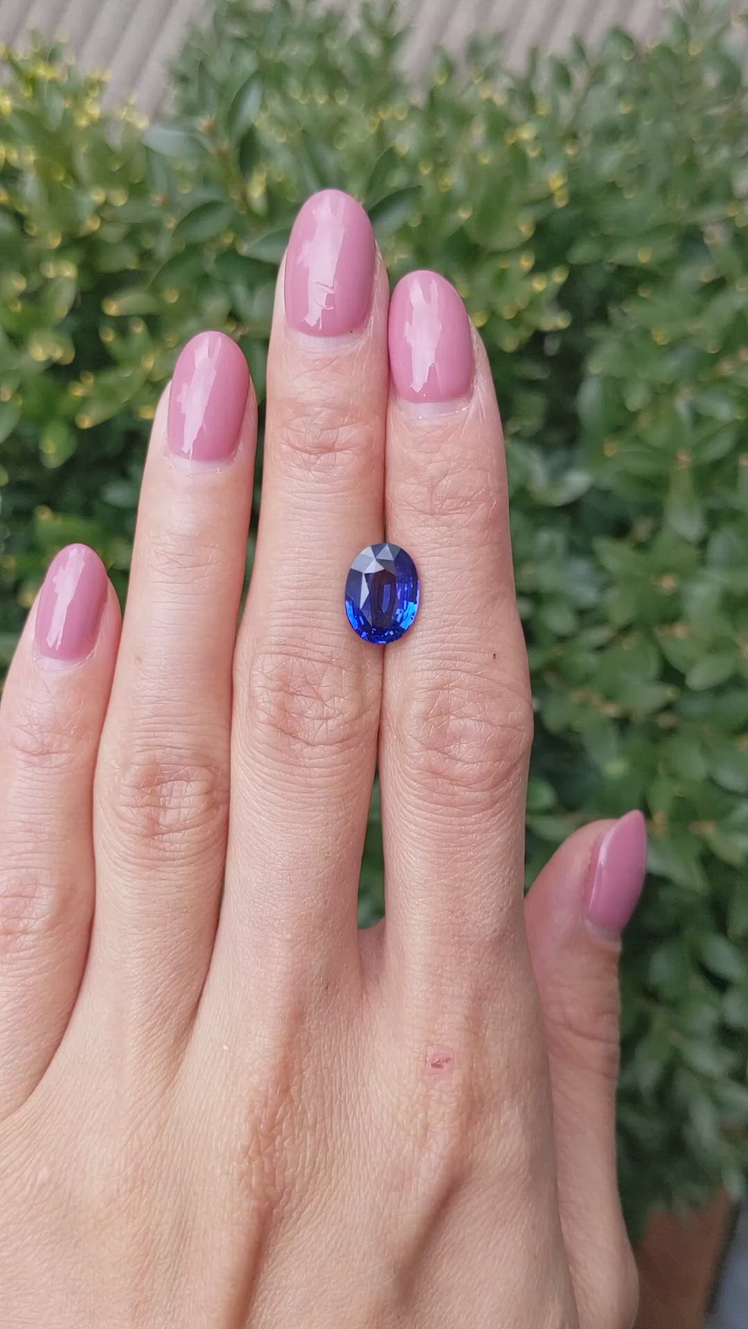 4.02 Ct. Blue Sapphire from Ceylon (Sri Lanka) Size Video