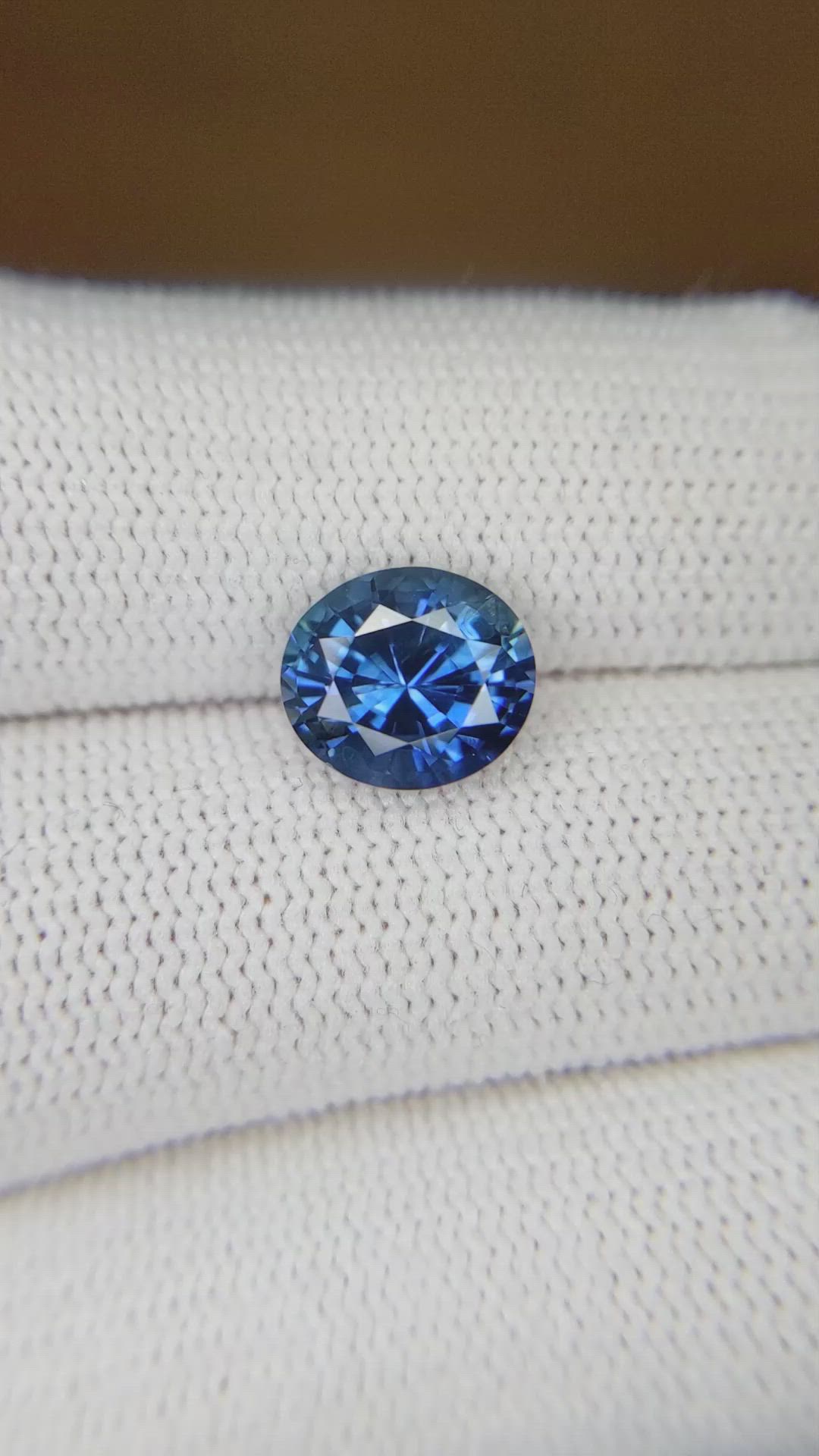 2.96 Ct. Greenish Blue Sapphire from Ceylon (Sri Lanka) Size Video