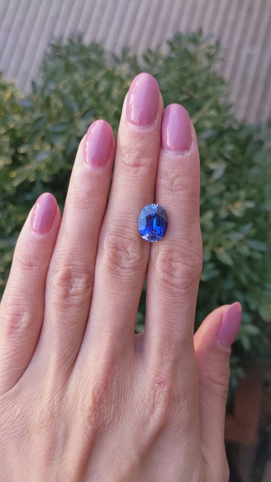 5.15 Ct. Blue Sapphire from Ceylon (Sri Lanka) Size Video