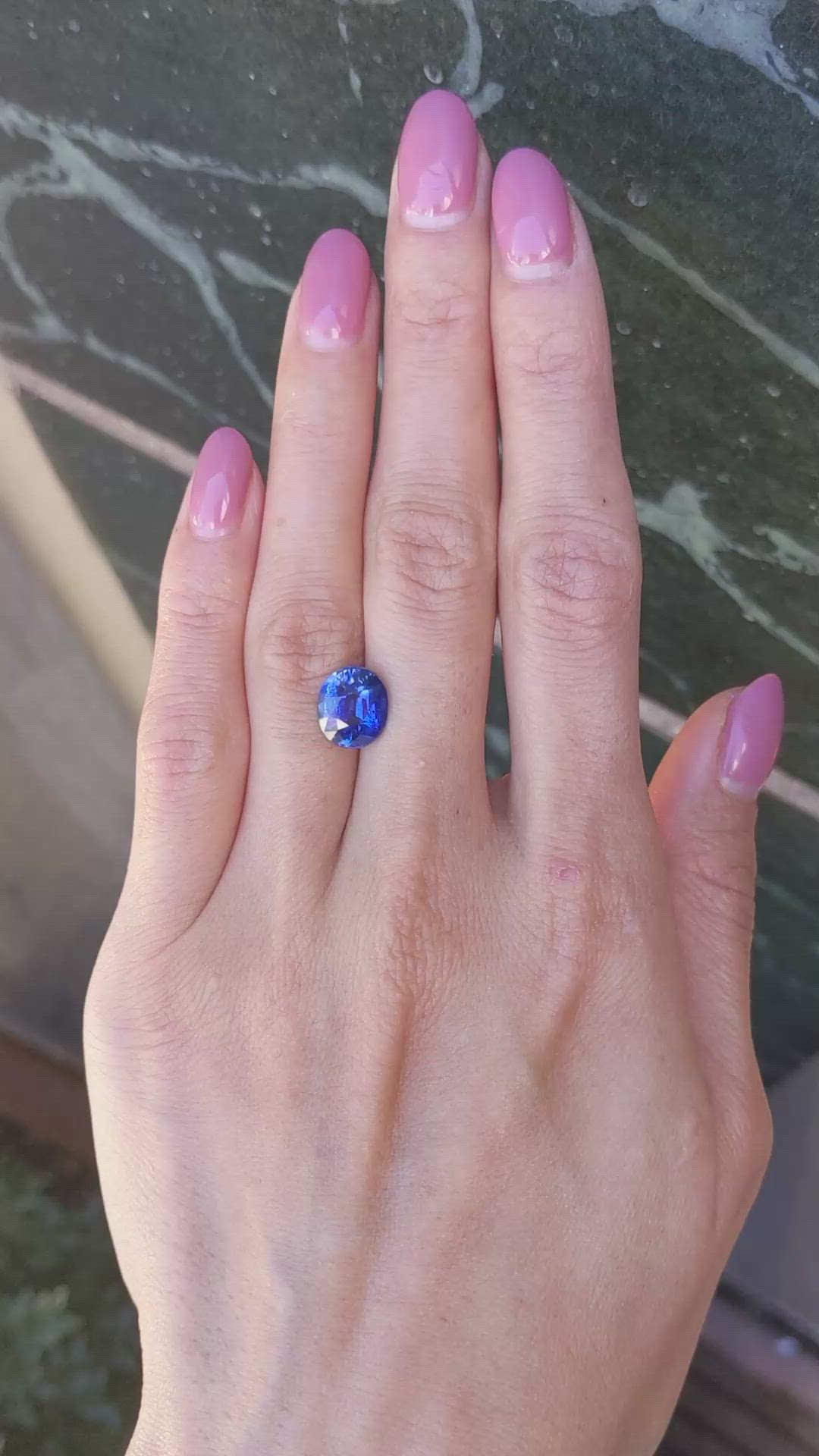 4.12 Ct. Blue Sapphire from Ceylon (Sri Lanka) Size Video