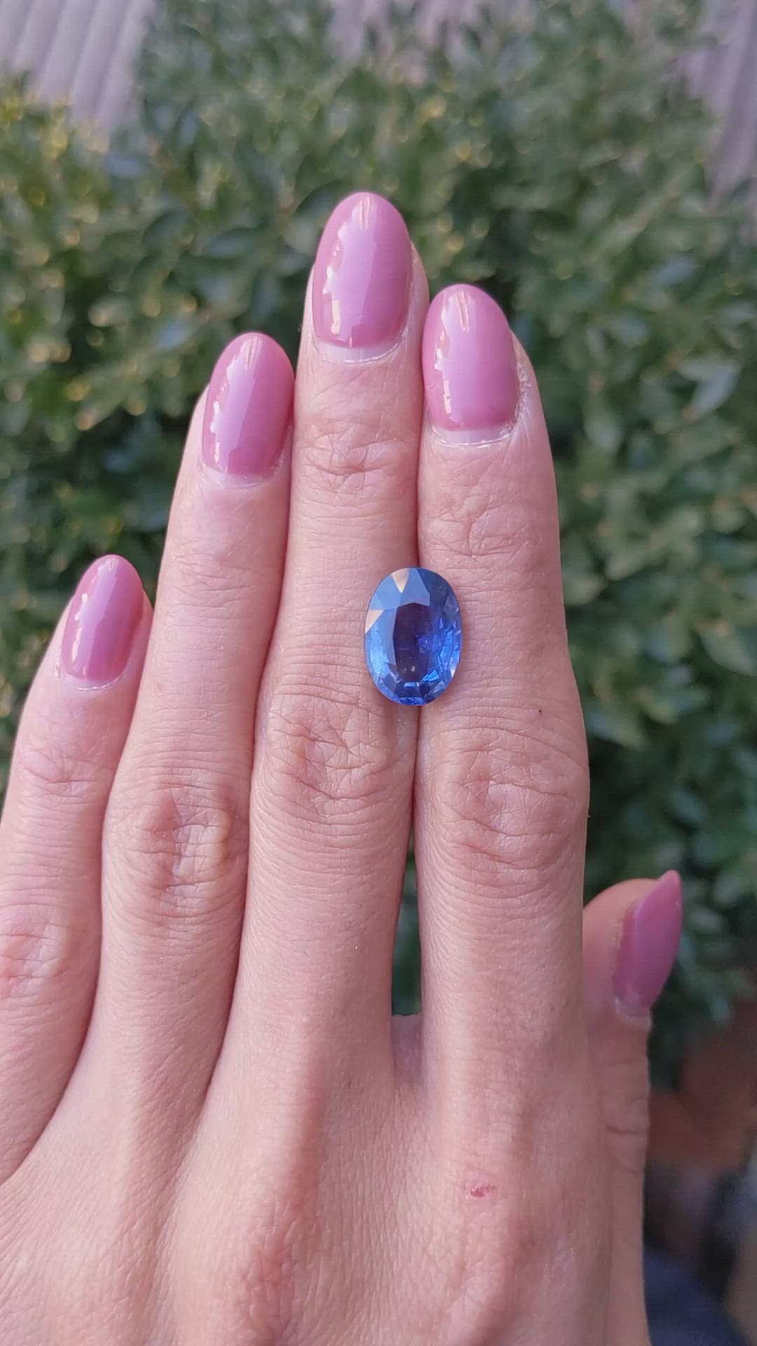 6.27 Ct. Blue Sapphire from Ceylon (Sri Lanka) Size Video