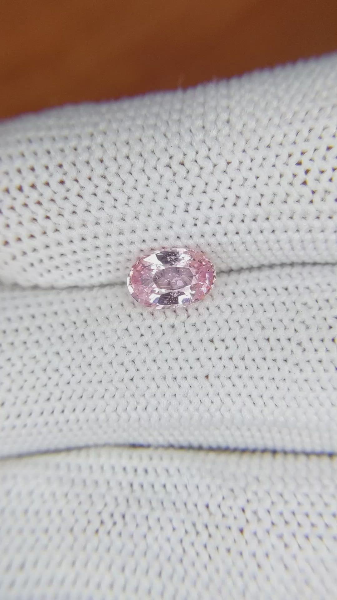 1.28 Ct. Pink Sapphire from Ceylon (Sri Lanka) Size Video