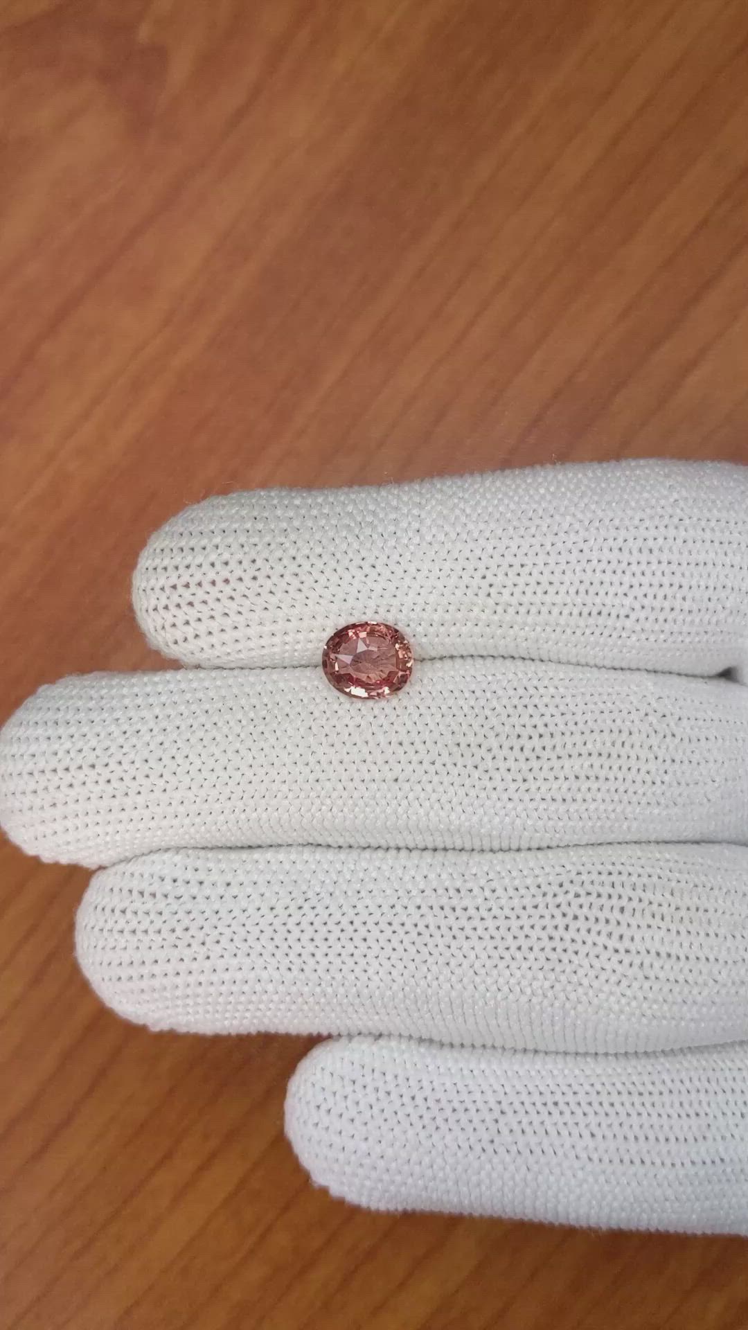 1.60 Ct. Padparadscha Sapphire from Ceylon (Sri Lanka) Size Video