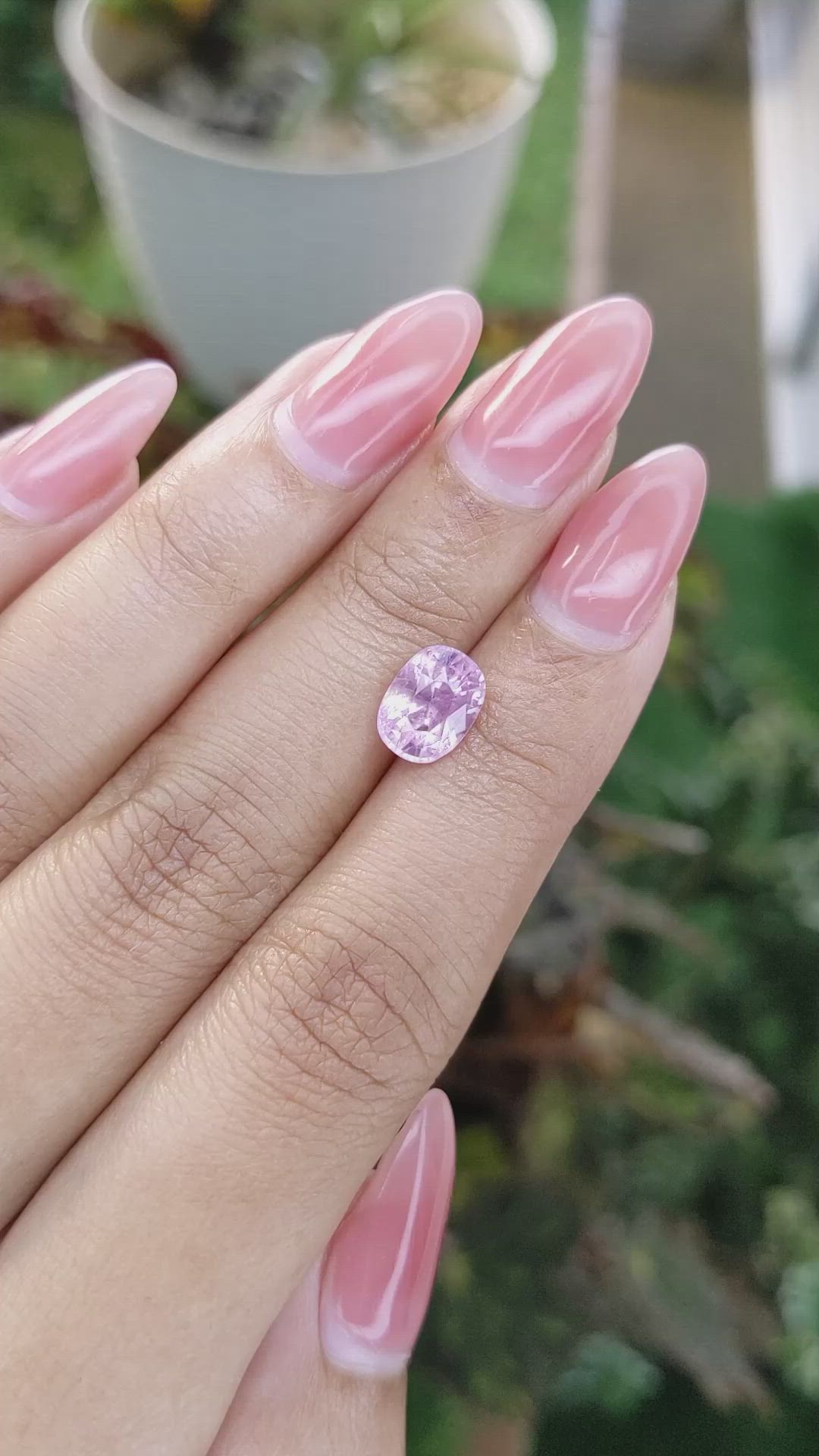 2.56 Ct. Pinkish Purple Sapphire from Ceylon (Sri Lanka) Size Video