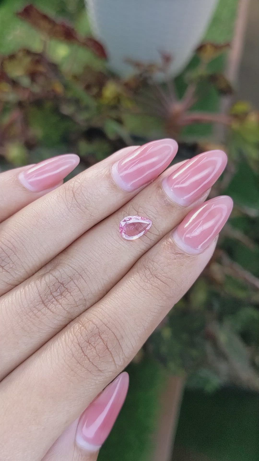 1.00 Ct. Pink Sapphire from Ceylon (Sri Lanka) Size Video