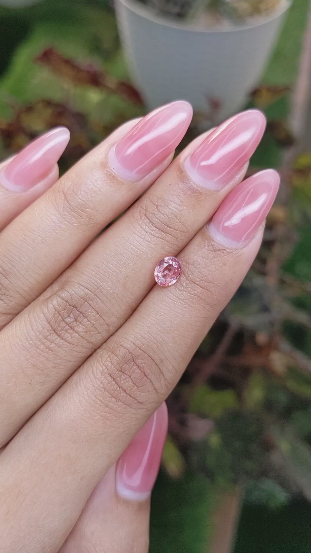 1.02 Ct. Padparadscha Sapphire from Ceylon (Sri Lanka) Size Video