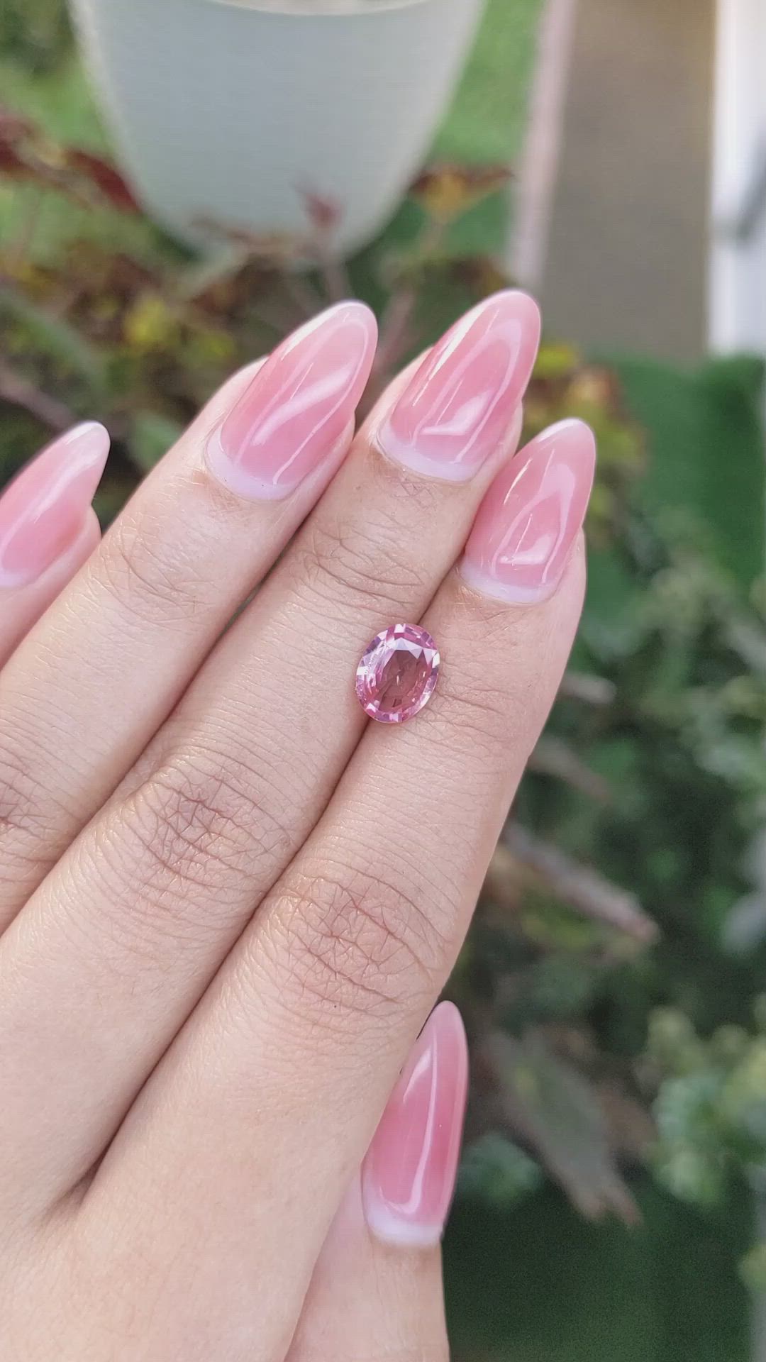 1.51 Ct. Padparadscha Sapphire from Ceylon (Sri Lanka) Size Video