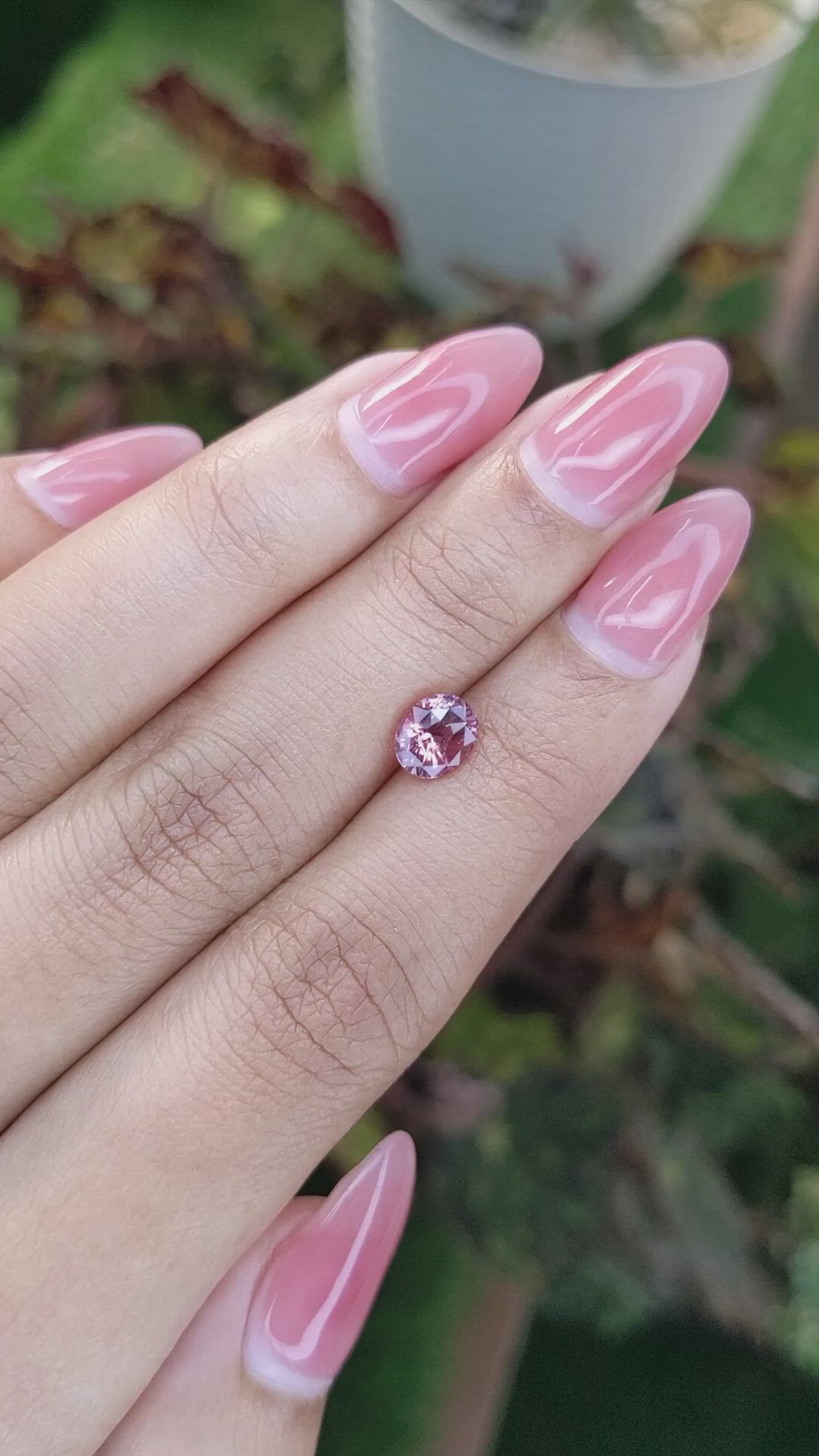 1.49 Ct. Padparadscha Sapphire from Ceylon (Sri Lanka) Size Video
