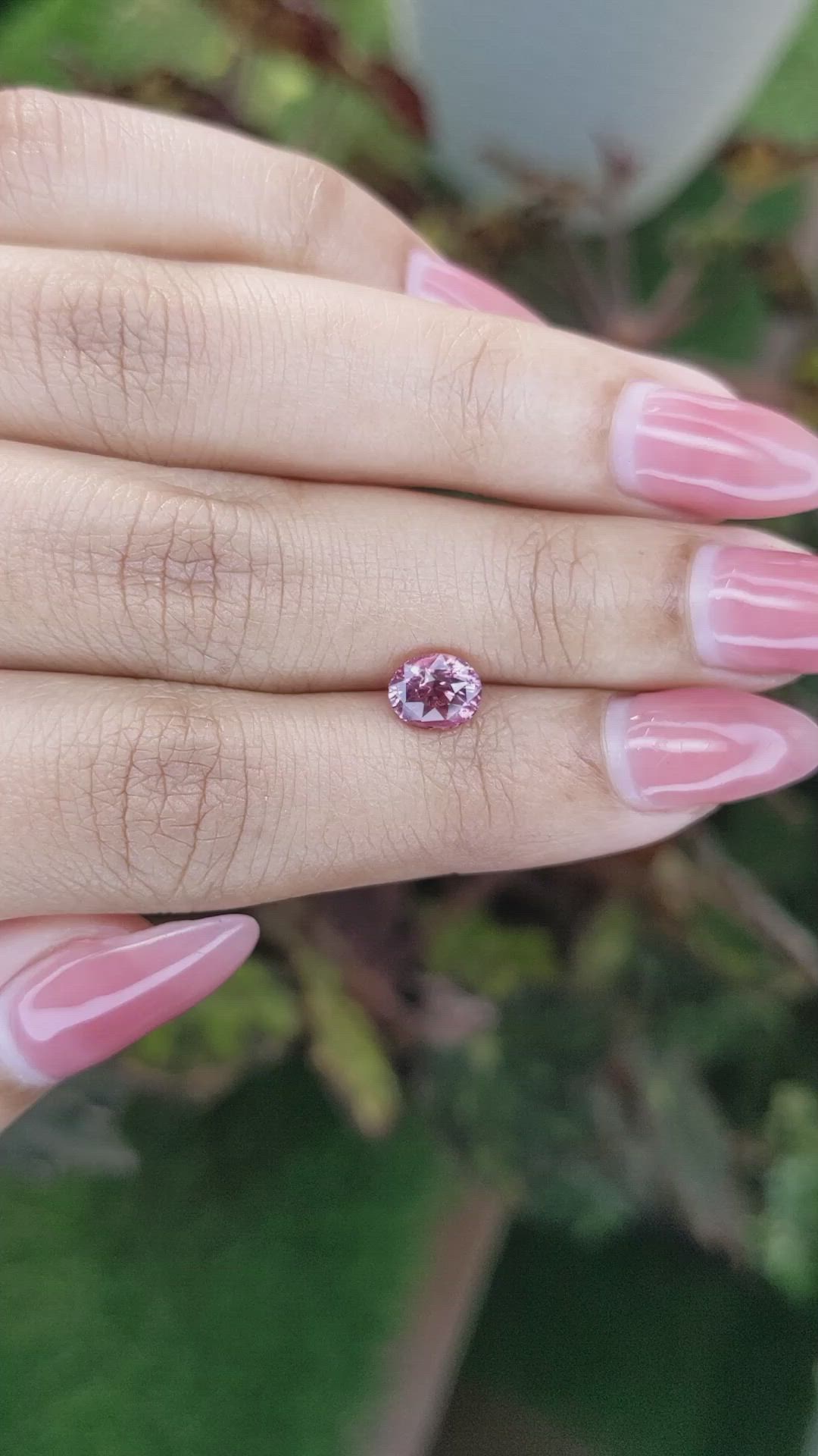 1.49 Ct. Padparadscha Sapphire from Ceylon (Sri Lanka) Size Video