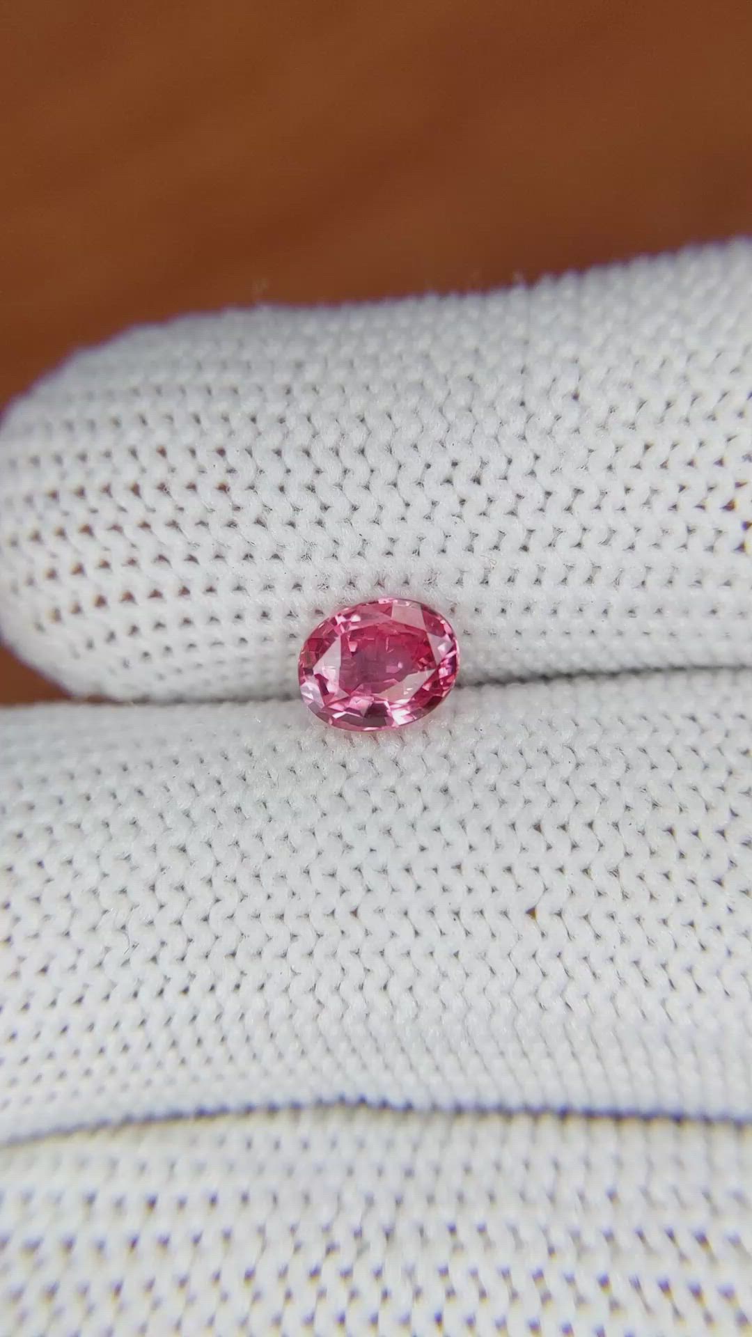 1.01 Ct. Reddish Pink Sapphire from Ceylon (Sri Lanka) Size Video