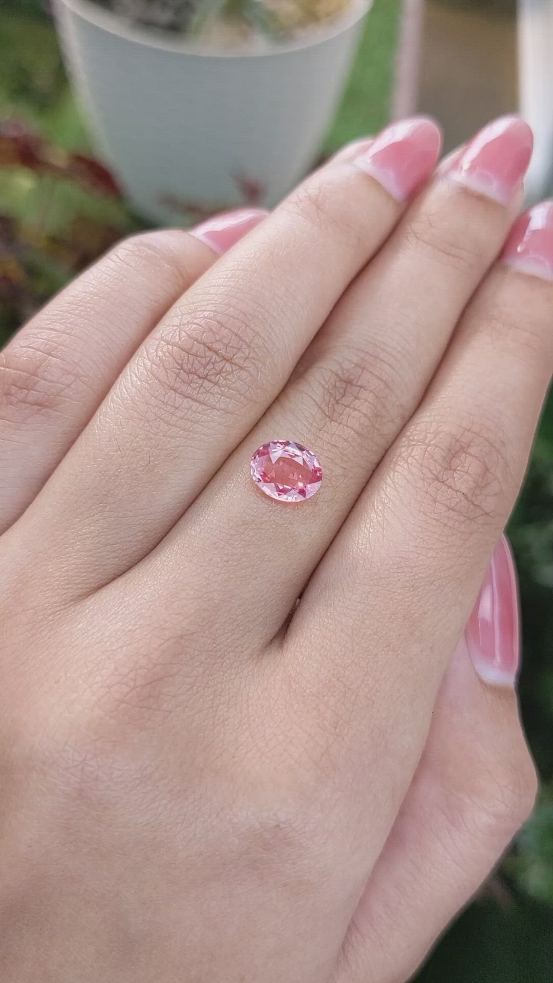 1.56 Ct. Padparadscha Sapphire from Ceylon (Sri Lanka) Size Video