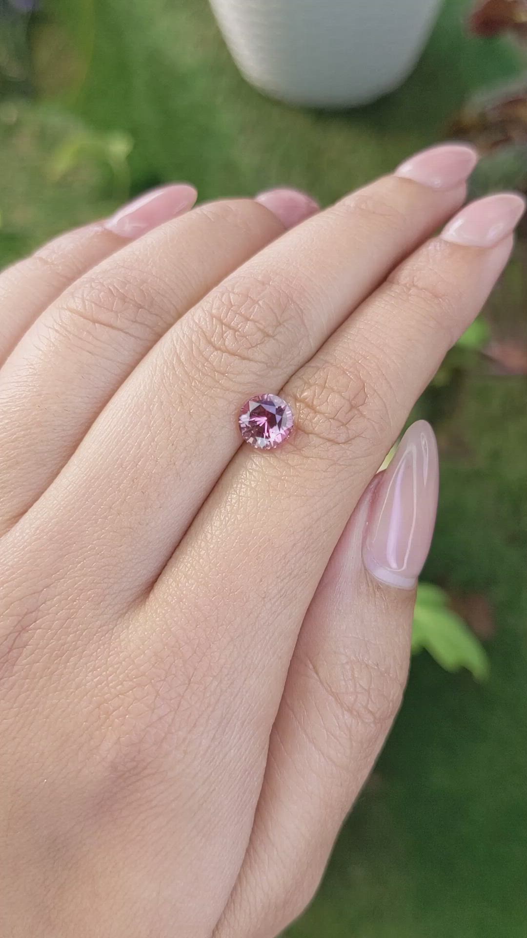 1.67 Ct. Padparadscha Sapphire from Ceylon (Sri Lanka) Size Video