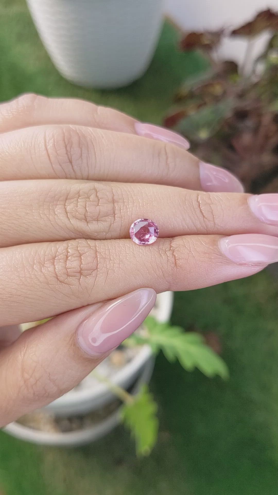 1.12 Ct. Reddish Pink Sapphire from Ceylon (Sri Lanka) Size Video