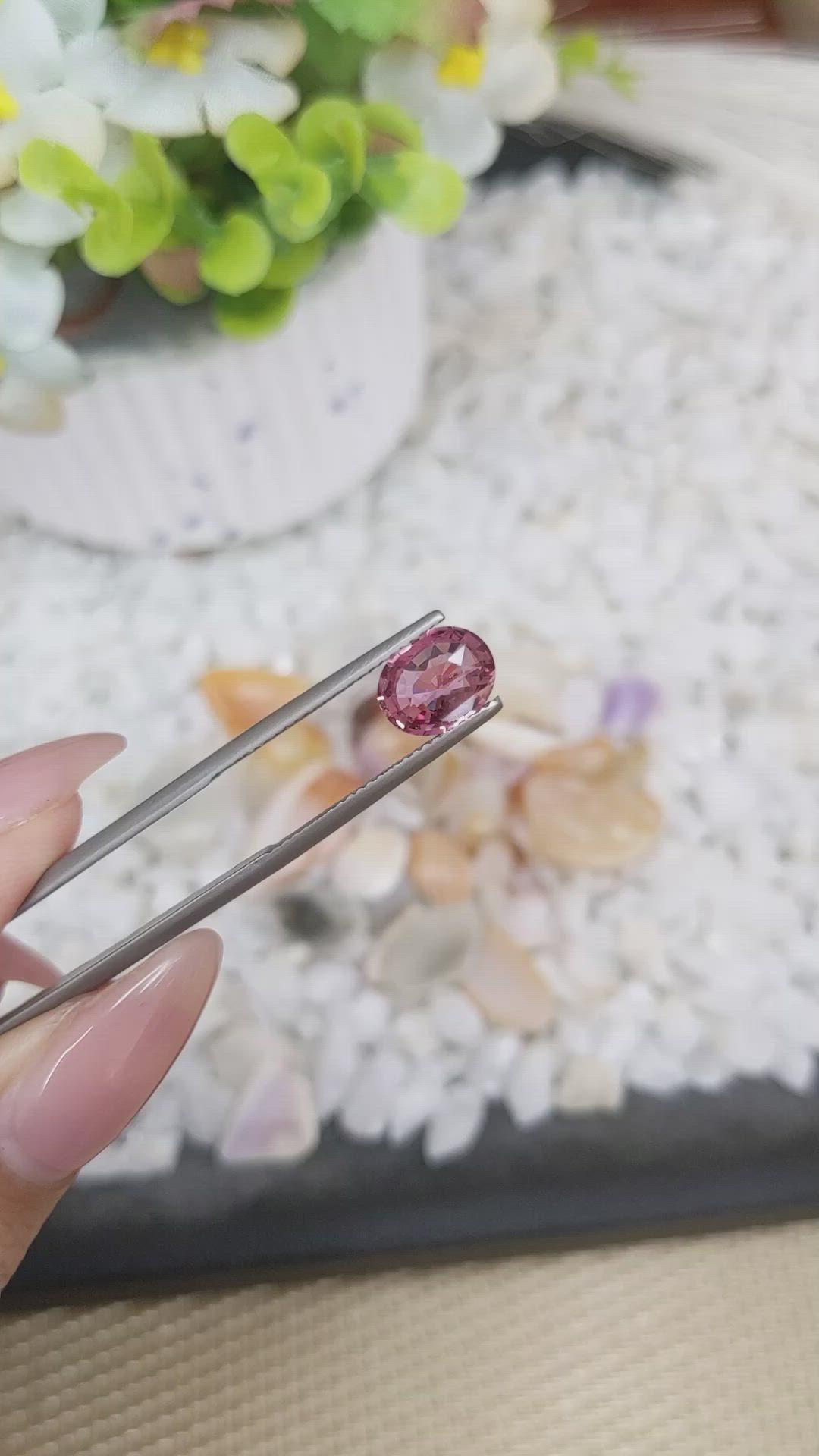 1.85 Ct. Padparadscha Sapphire from Ceylon (Sri Lanka) Size Video