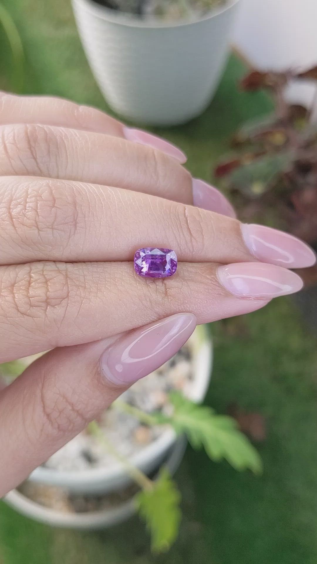 2.16 Ct. Pinkish Purple Sapphire from Ceylon (Sri Lanka) Size Video