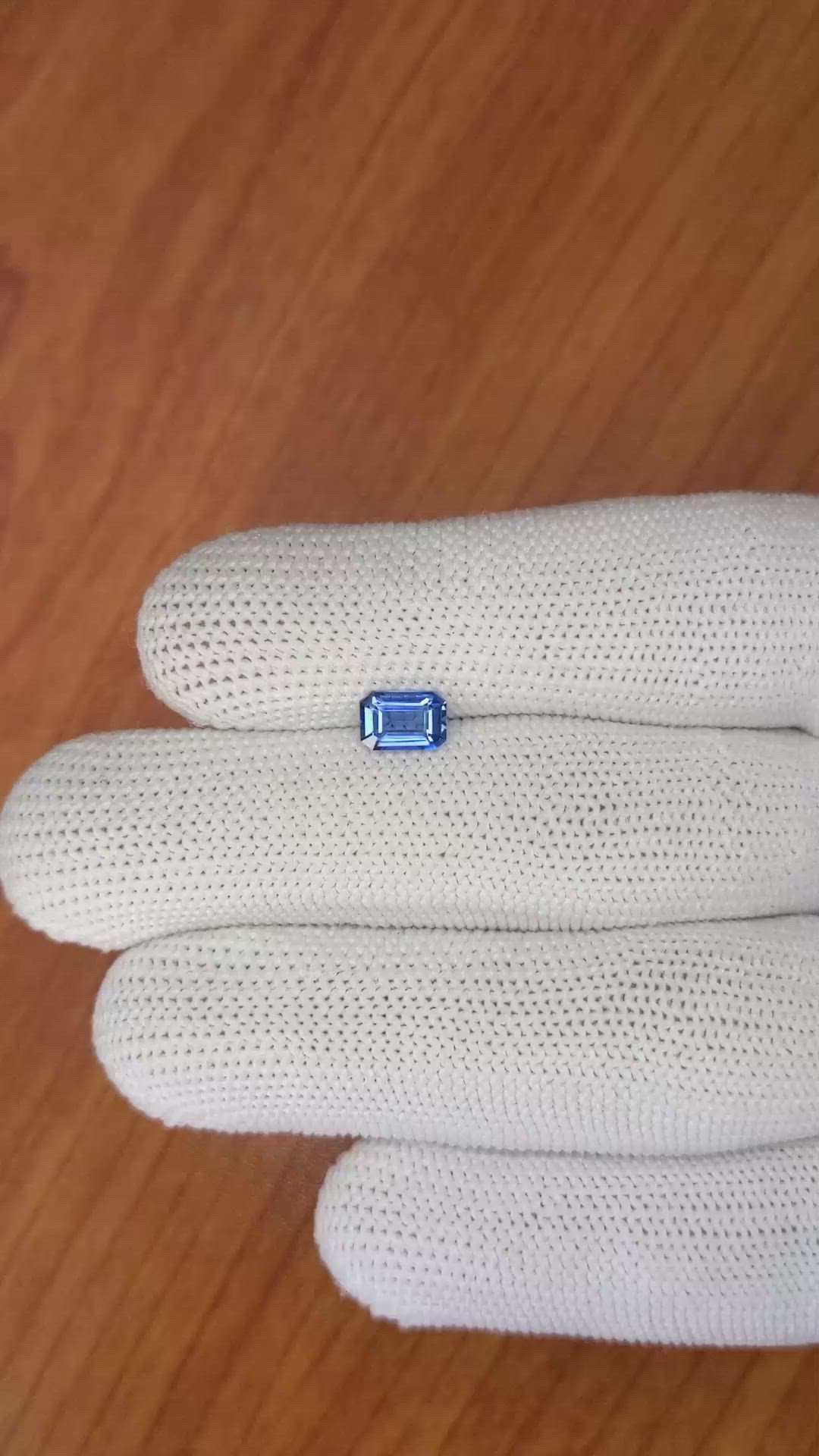1.10 Ct. Blue Sapphire from Ceylon (Sri Lanka) Size Video