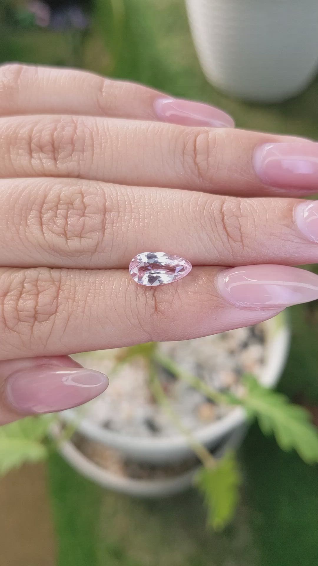 2.19 Ct. Pink Sapphire from Ceylon (Sri Lanka) Size Video