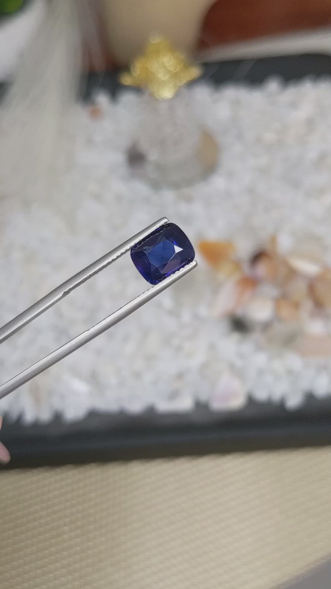 3.05 Ct. Blue Sapphire from Ceylon (Sri Lanka) Size Video