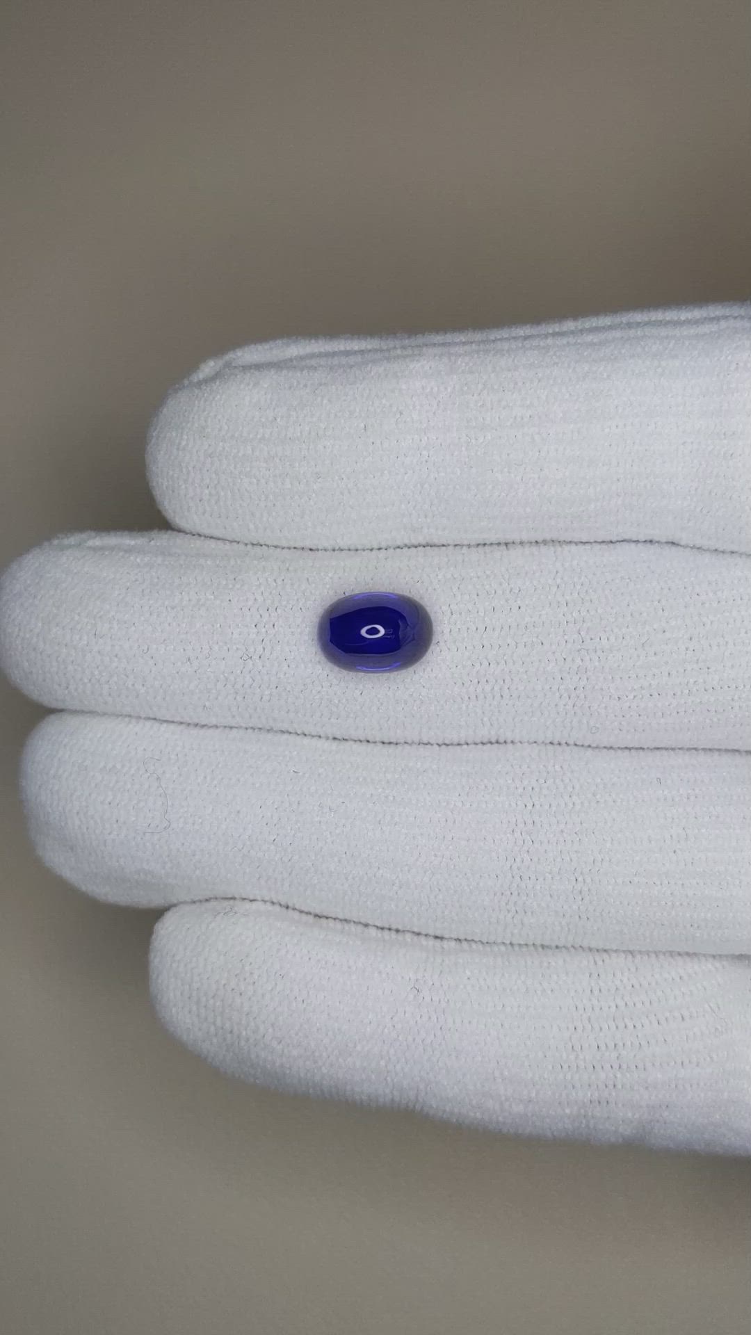 4.04 Ct. Blue Cabochon Sapphire from Ceylon (Sri Lanka) Size Video