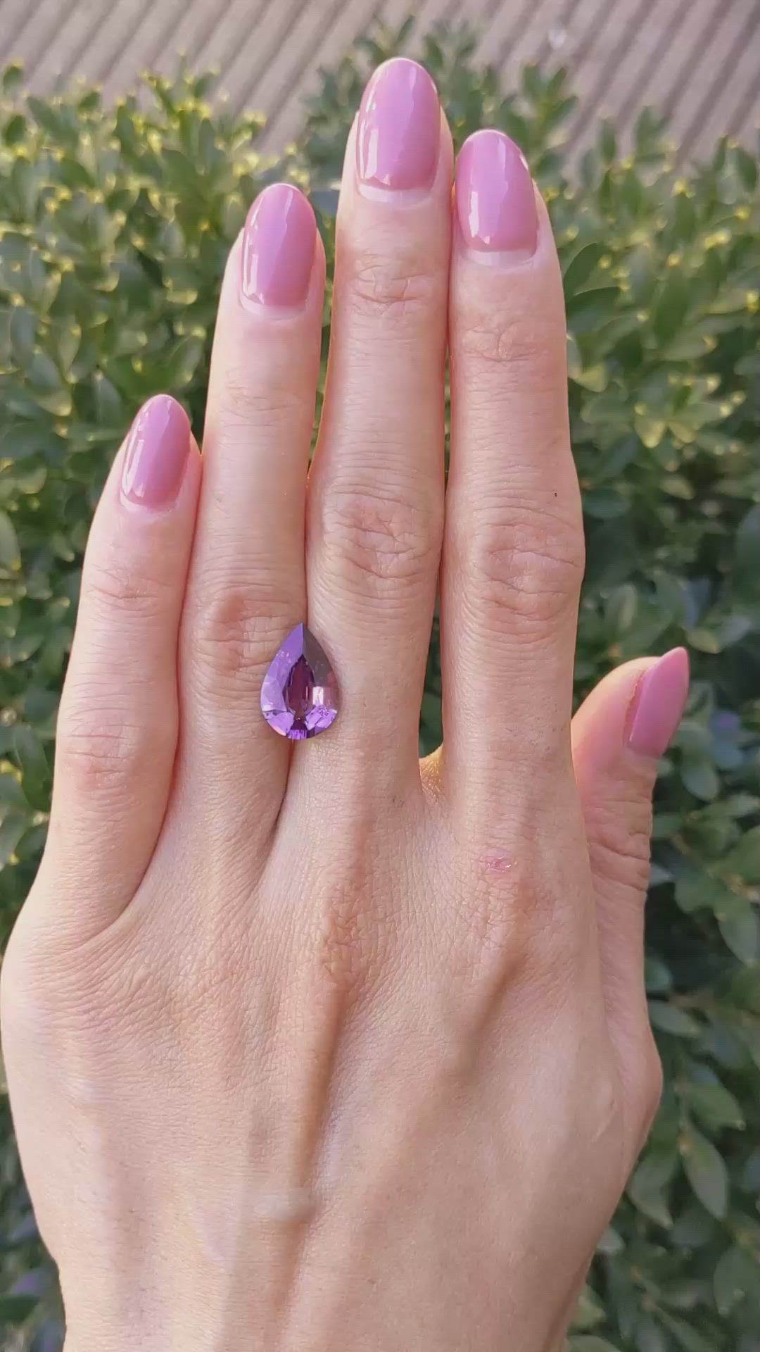 4.21 Ct. Pinkish Purple Sapphire from Ceylon (Sri Lanka) Size Video