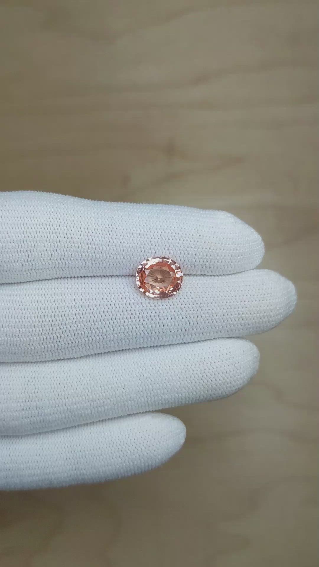 3.00 Ct. Padparadscha Sapphire from Ceylon (Sri Lanka) Size Video
