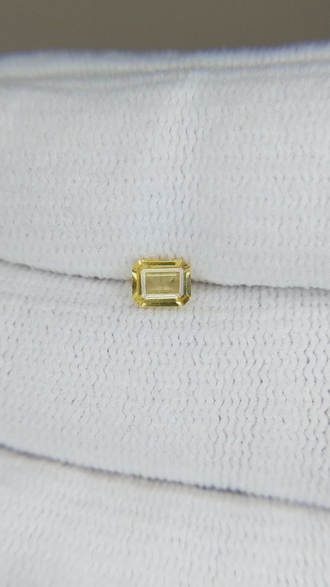 0.43 Ct. Yellow Sapphire from Ceylon (Sri Lanka) Size Video