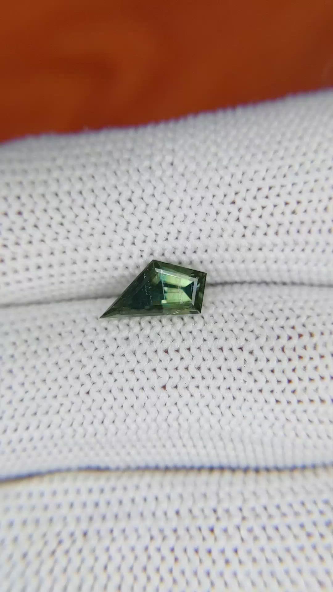 1.28 Ct. Green Sapphire from Ceylon (Sri Lanka) Size Video