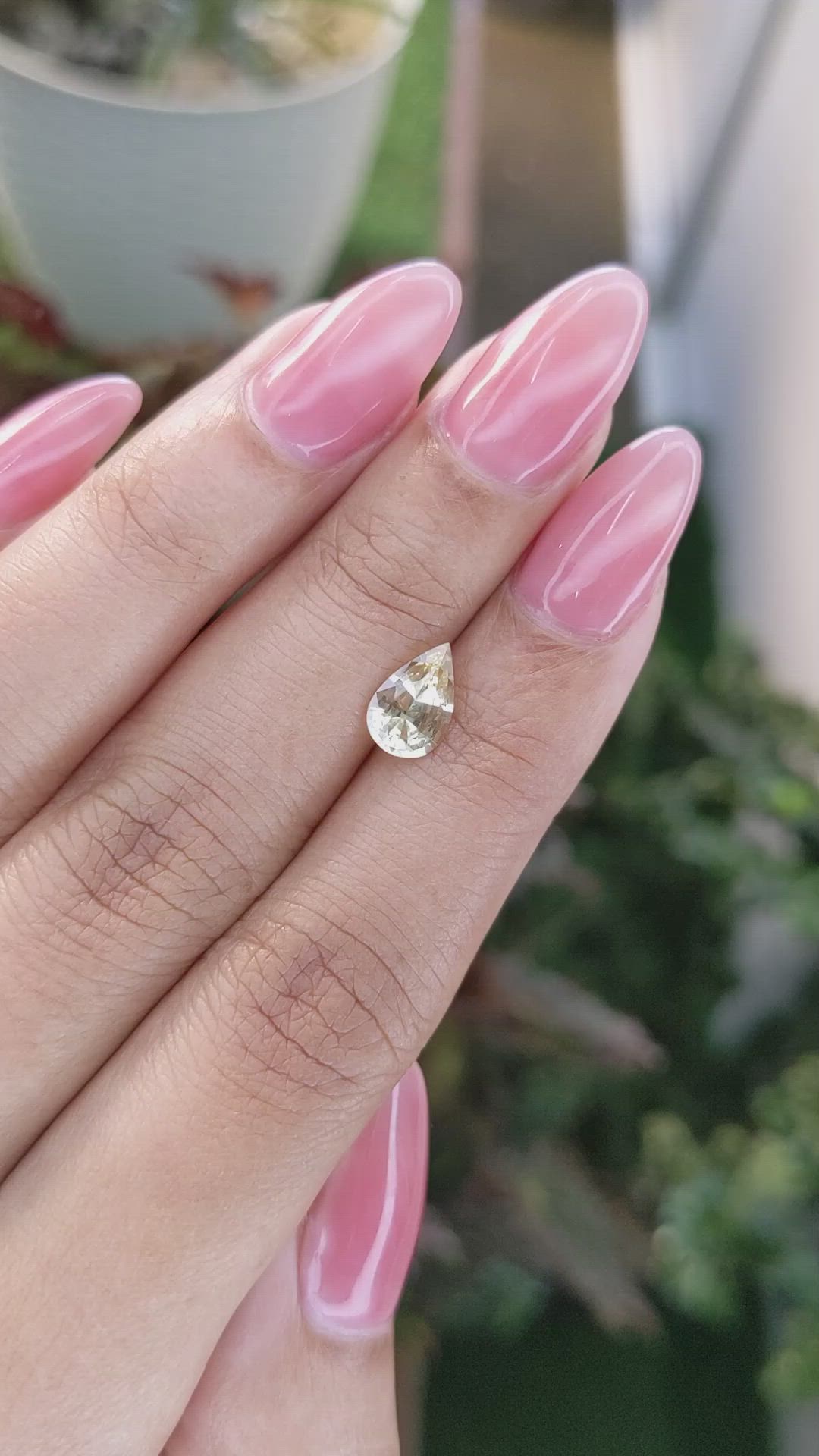 1.21 Ct. Yellow Sapphire from Ceylon (Sri Lanka) Size Video