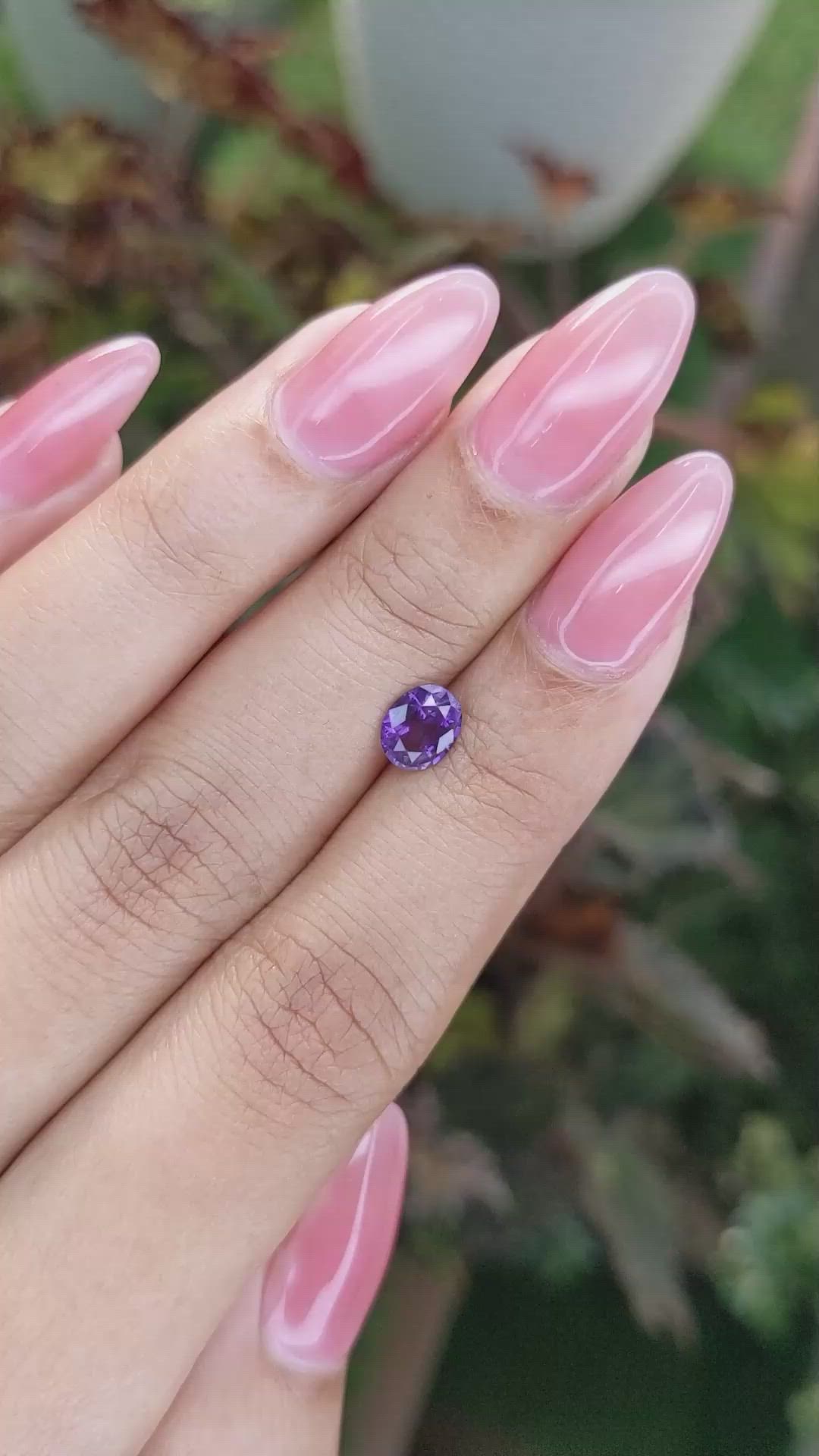 0.90 Ct. Pinkish Purple Sapphire from Ceylon (Sri Lanka) Size Video