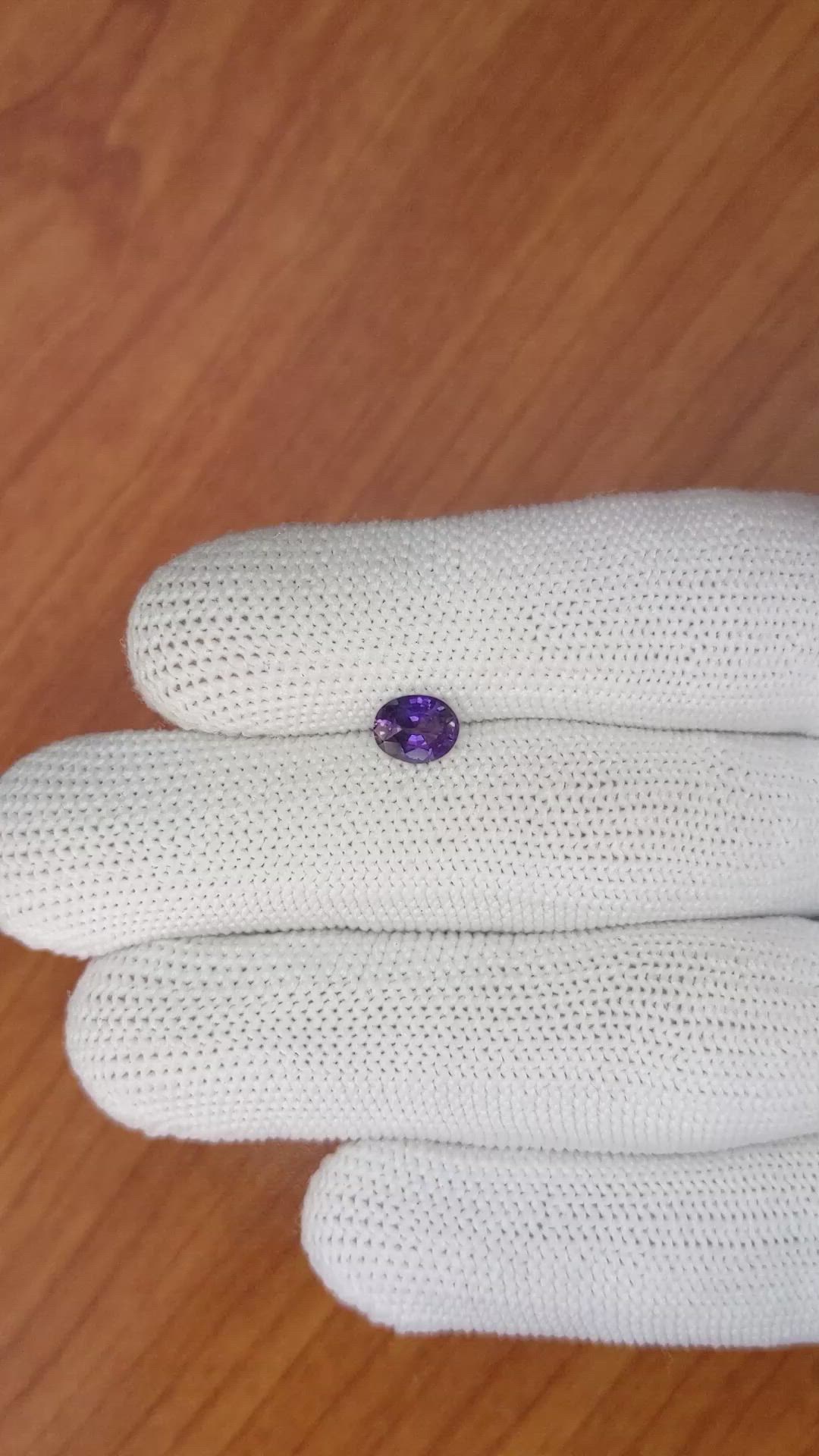 0.90 Ct. Pinkish Purple Sapphire from Ceylon (Sri Lanka) Size Video