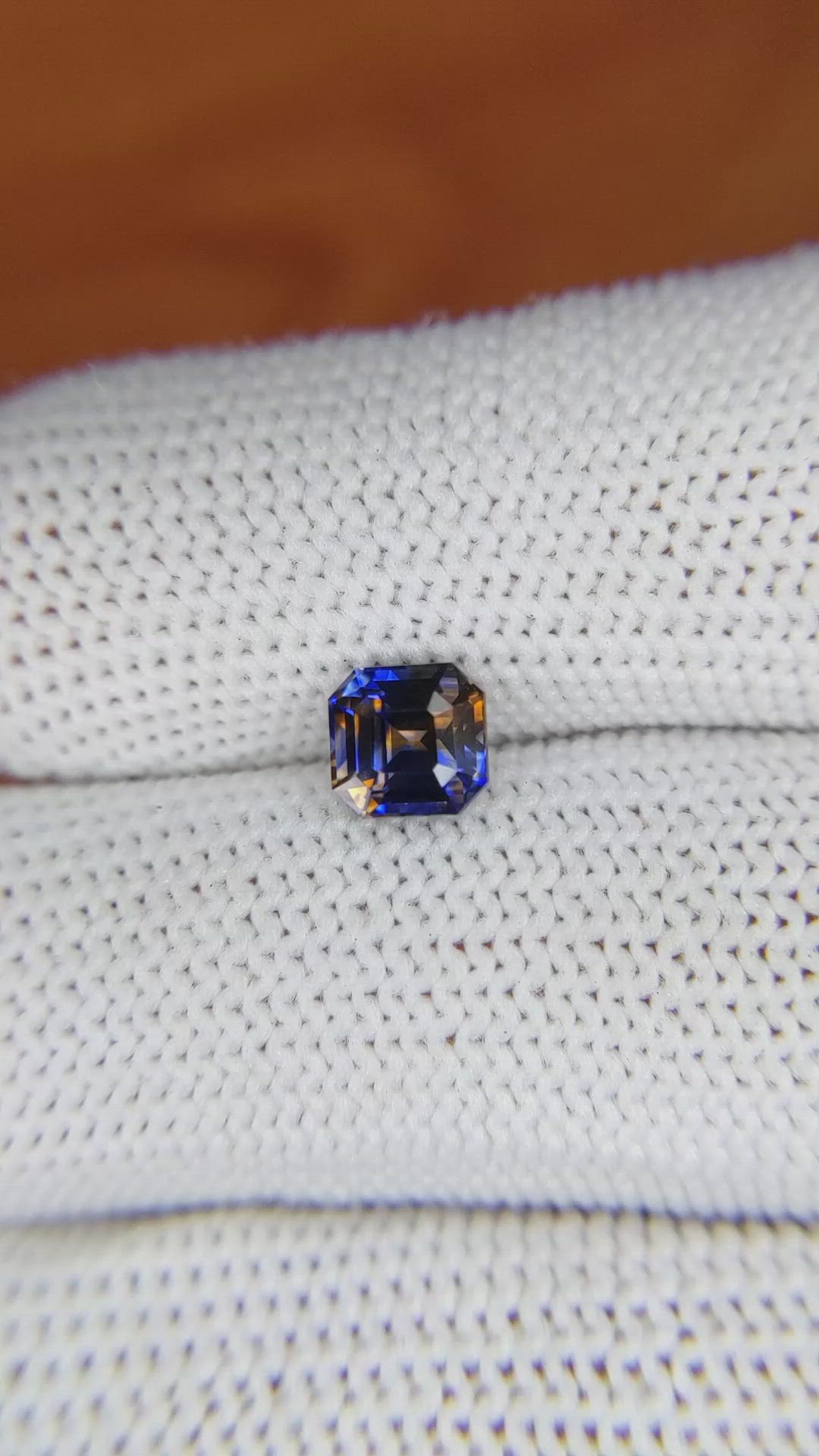 1.27 Ct. Bi Color Sapphire from Ceylon (Sri Lanka) Size Video