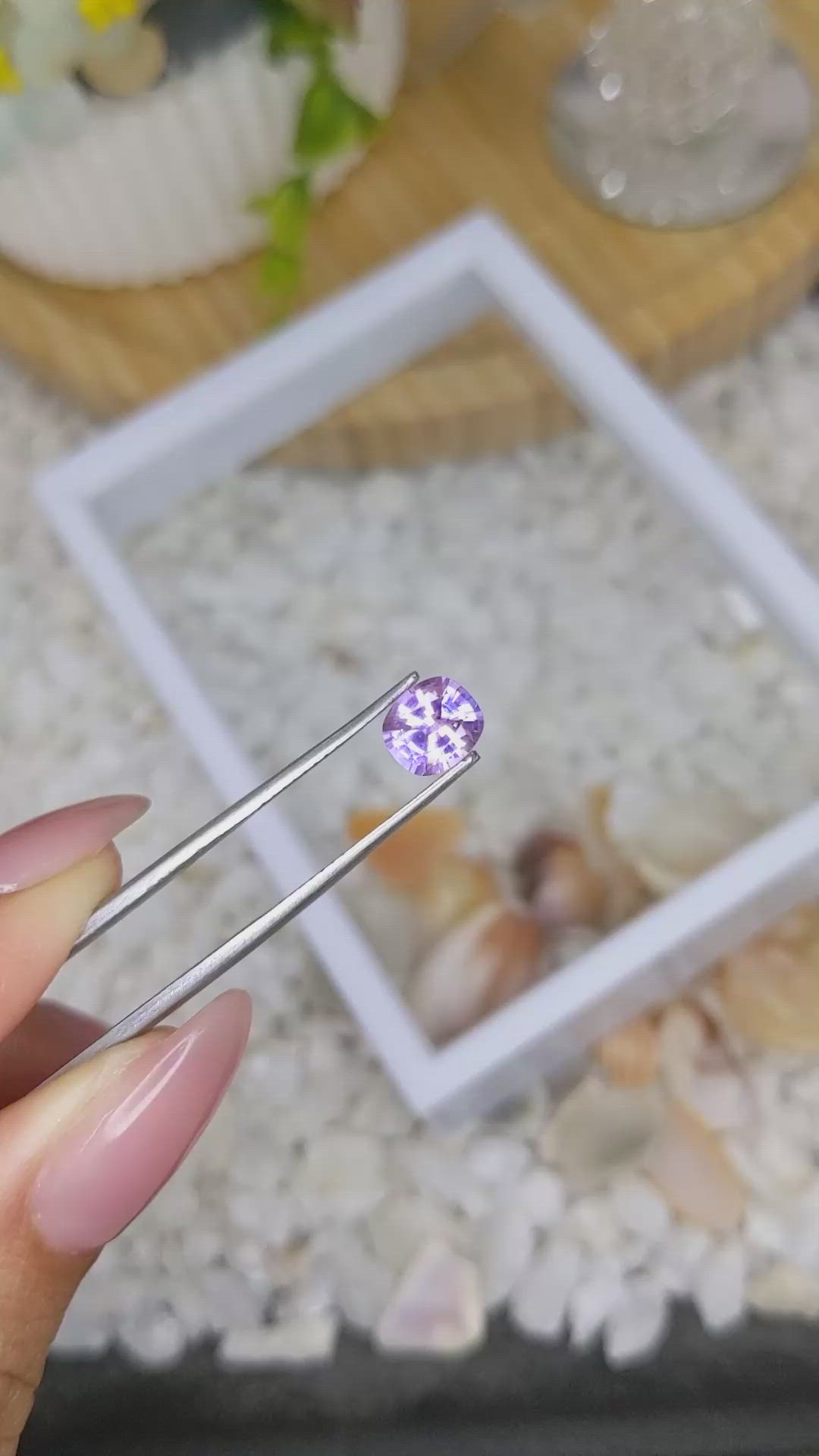 1.15 Ct. Pinkish Purple Sapphire from Ceylon (Sri Lanka) Size Video