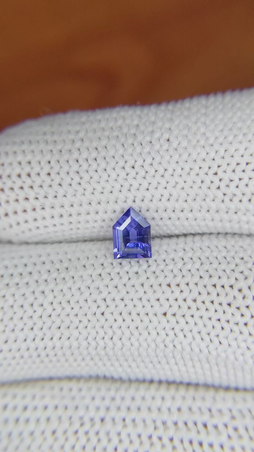 0.60 Ct. Blue Sapphire from Ceylon (Sri Lanka) Size Video